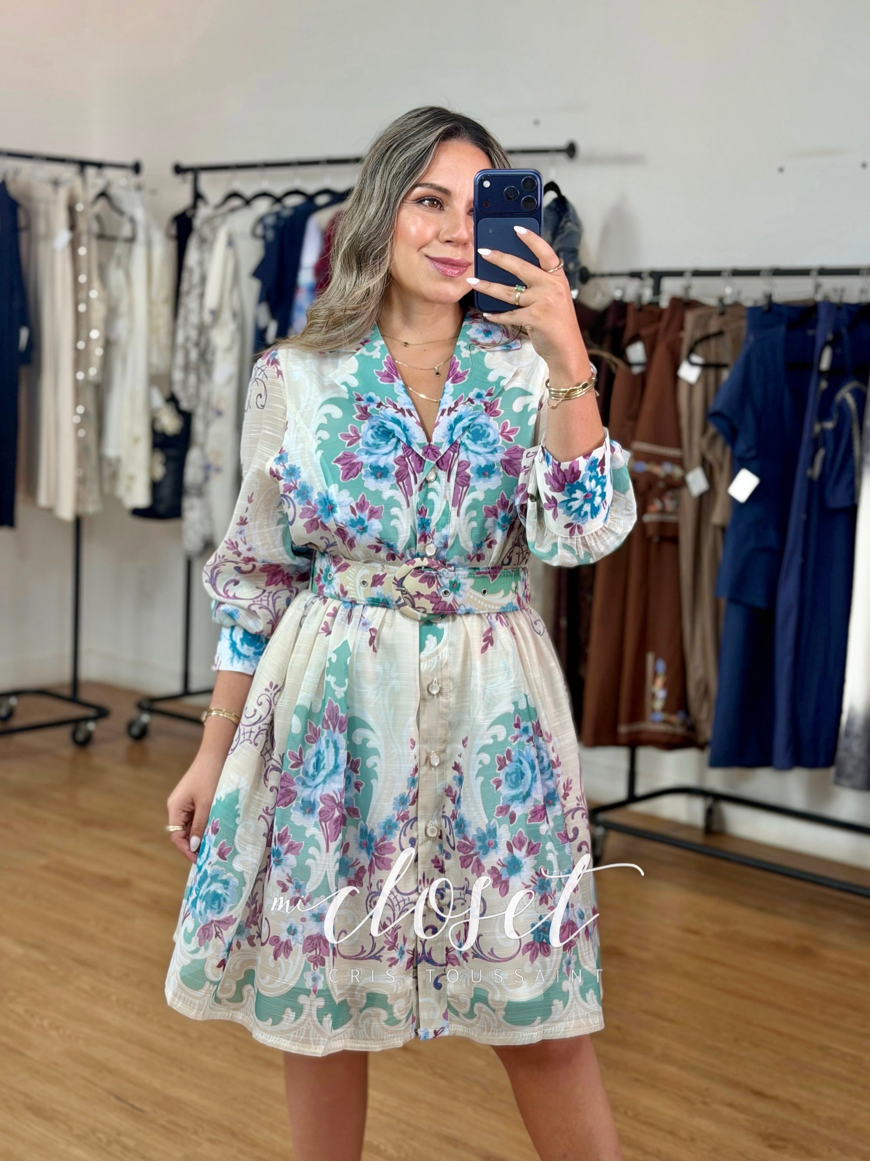 VESTIDO LIGERO CON BOLSAS Y CINTURÓN