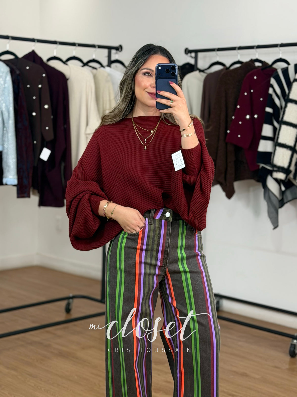 SWEATER MANGA MURCIÉLAGO CON TEXTURA DE LÍNEAS; SÚPER SUAVE