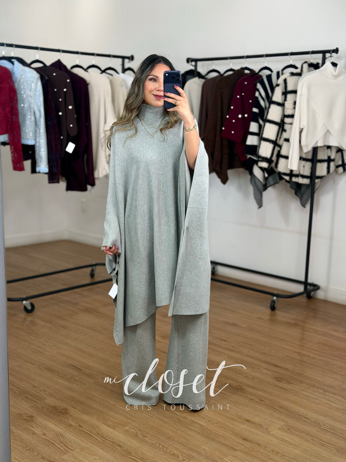 CONJUNTO DE PANTS Y SWEATER TIPO CAPA SÚPER AMPLIO, MANGA MURCIÉLAGO