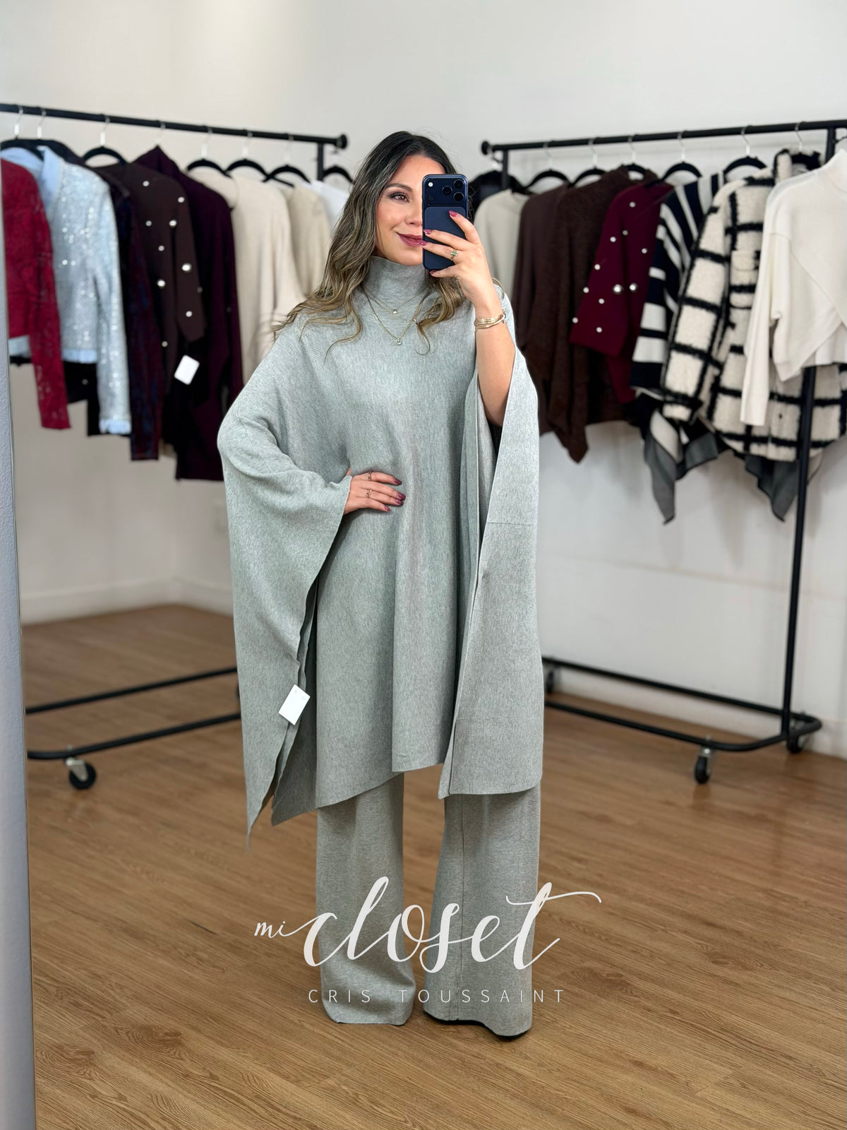 CONJUNTO DE PANTS Y SWEATER TIPO CAPA SÚPER AMPLIO, MANGA MURCIÉLAGO