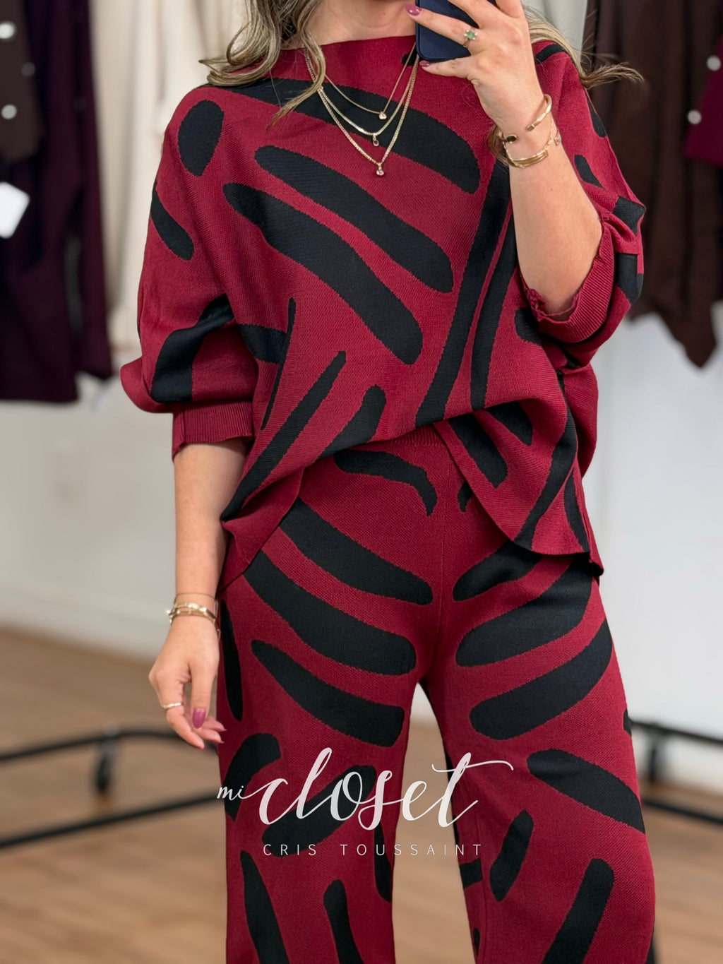 CONJUNTO SEMI GRUESO DE BLUSA OVERSIZED MANGA MURCIÉLAGO 3/4 Y PANTS CORTE WIDE LEG