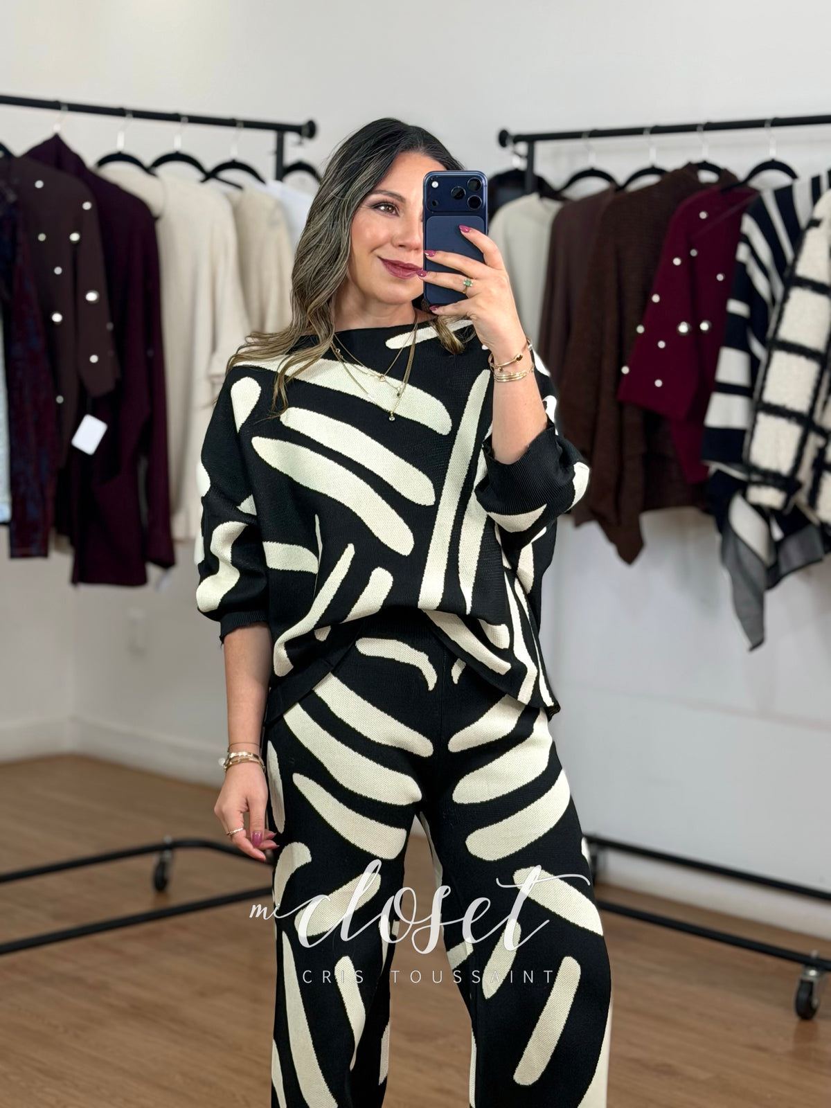 CONJUNTO SEMI GRUESO DE BLUSA OVERSIZED MANGA MURCIÉLAGO 3/4 Y PANTS CORTE WIDE LEG