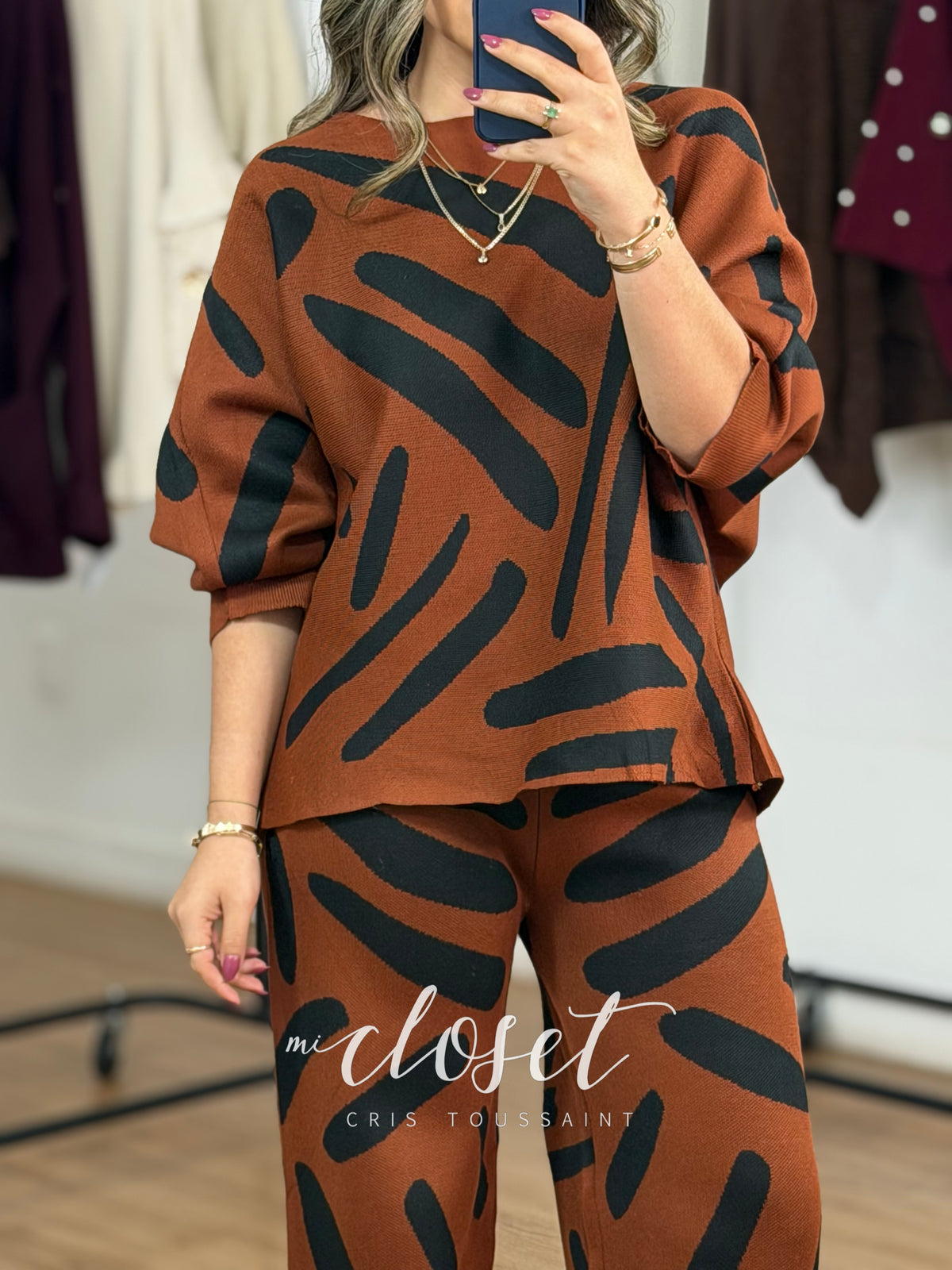 CONJUNTO SHEDRÓN SEMI GRUESO DE BLUSA OVERSIZED MANGA MURCIÉLAGO 3/4 Y PANTS CORTE WIDE LEG