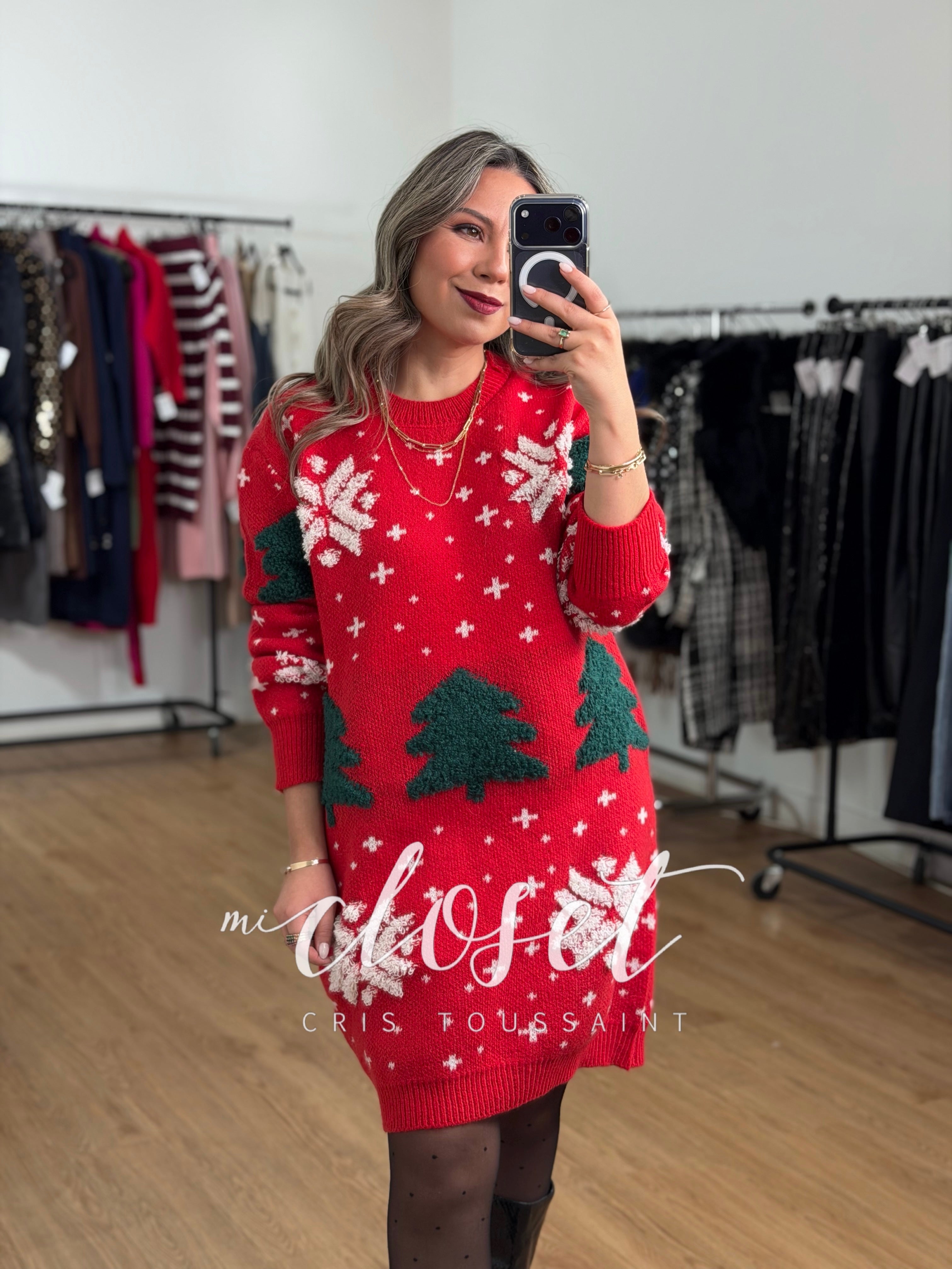 SWEATER NAVIDEÑO LARGO CON PINOS Y COPOS DE NIEVE TEXTURIZADOS