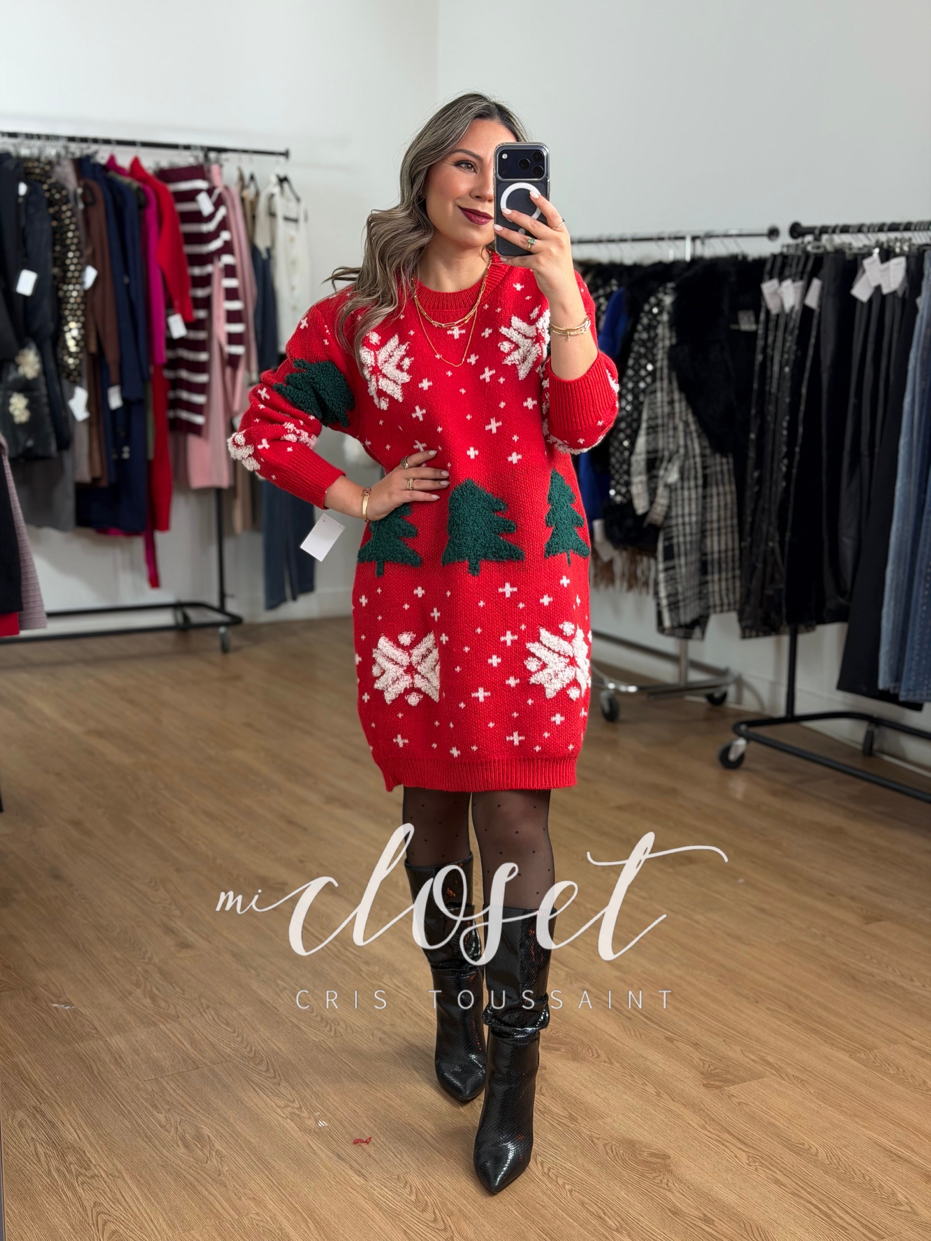 SWEATER NAVIDEÑO LARGO CON PINOS Y COPOS DE NIEVE TEXTURIZADOS