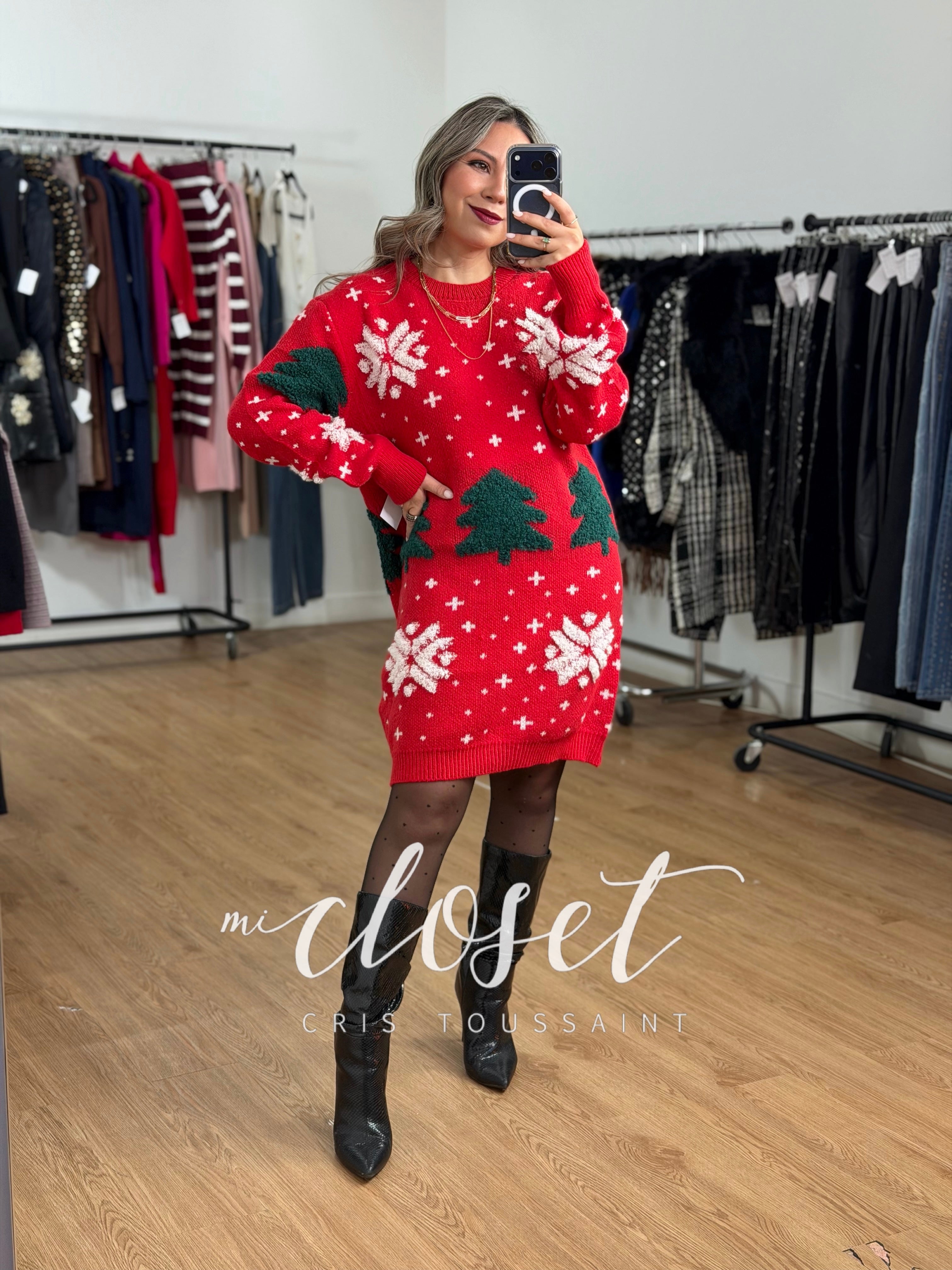 SWEATER NAVIDEÑO LARGO CON PINOS Y COPOS DE NIEVE TEXTURIZADOS