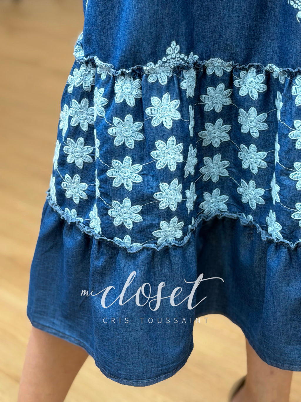 VESTIDO LIGERO TELA MEZCLILLA CON ESTAMPADO TEXTURIZADO
