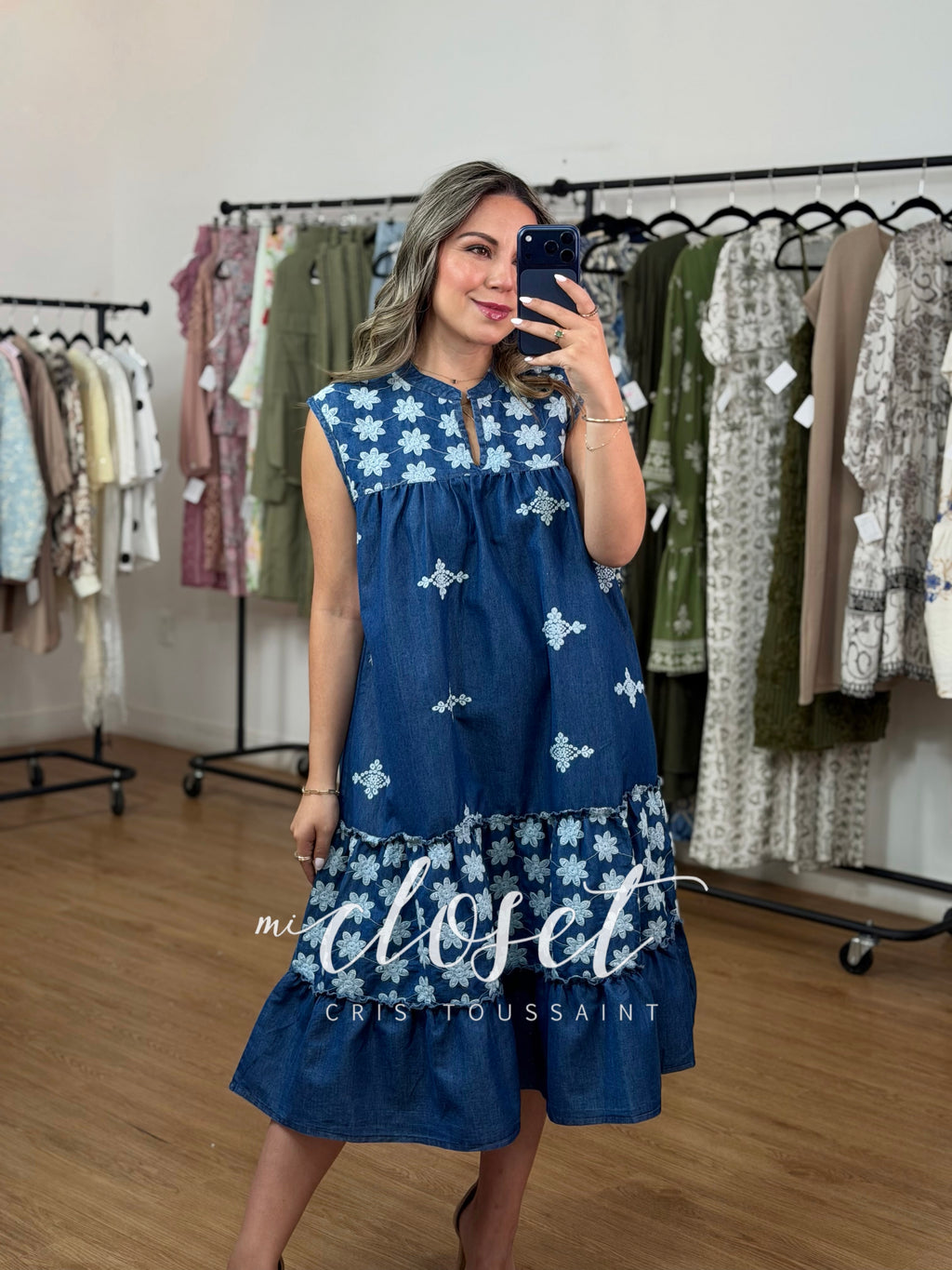 VESTIDO LIGERO TELA MEZCLILLA CON ESTAMPADO TEXTURIZADO