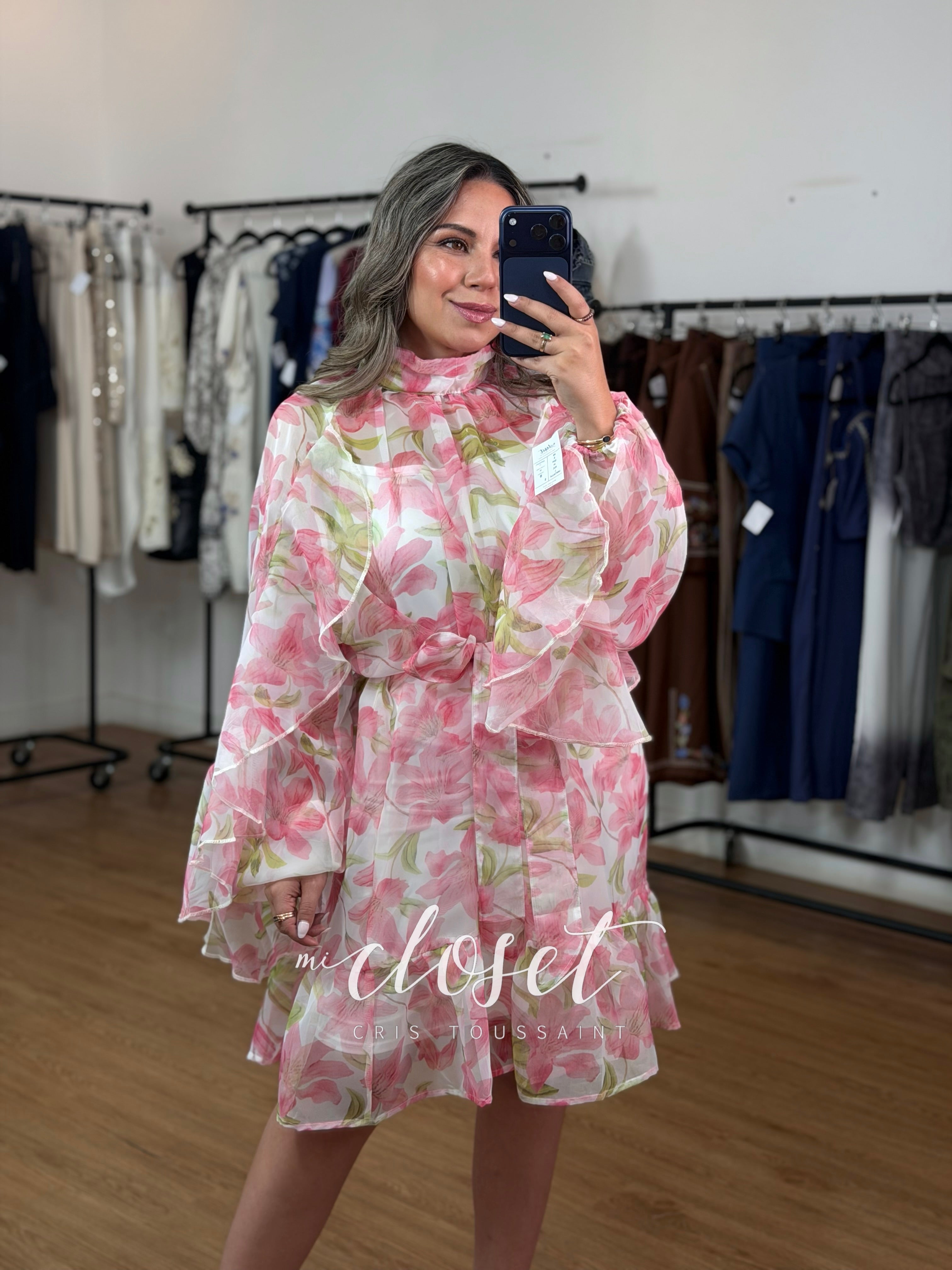 VESTIDO LIGERO VAPOROSO (CON FORRO ABAJO), MANGA TIPO GLOBO Y CINTA AJUSTABLE