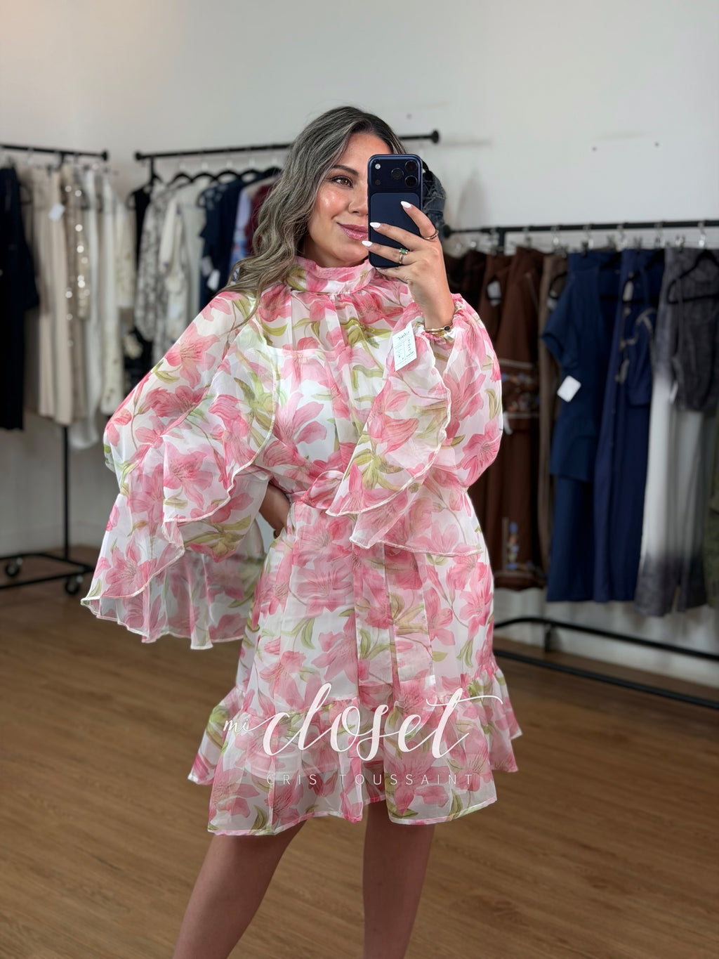 VESTIDO LIGERO VAPOROSO (CON FORRO ABAJO), MANGA TIPO GLOBO Y CINTA AJUSTABLE