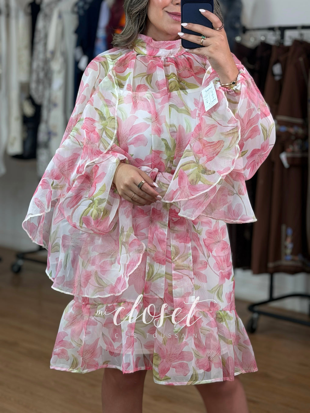 VESTIDO LIGERO VAPOROSO (CON FORRO ABAJO), MANGA TIPO GLOBO Y CINTA AJUSTABLE