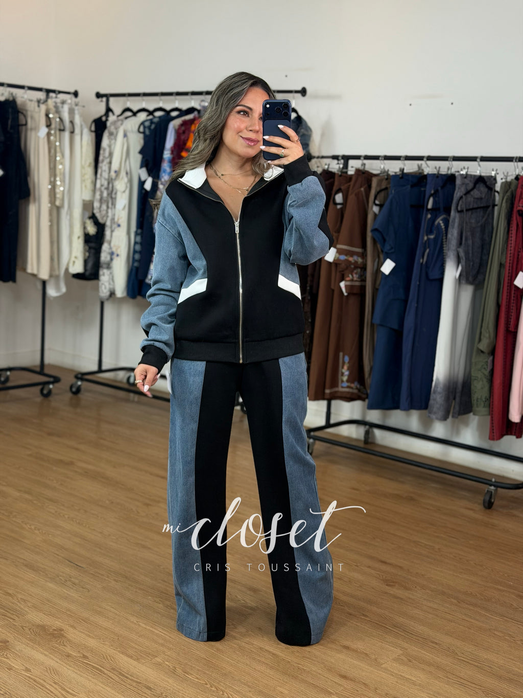 CONJUNTO DE PANTS CON MEZCLILLA, PANTALÓN Y CHAMARRA
