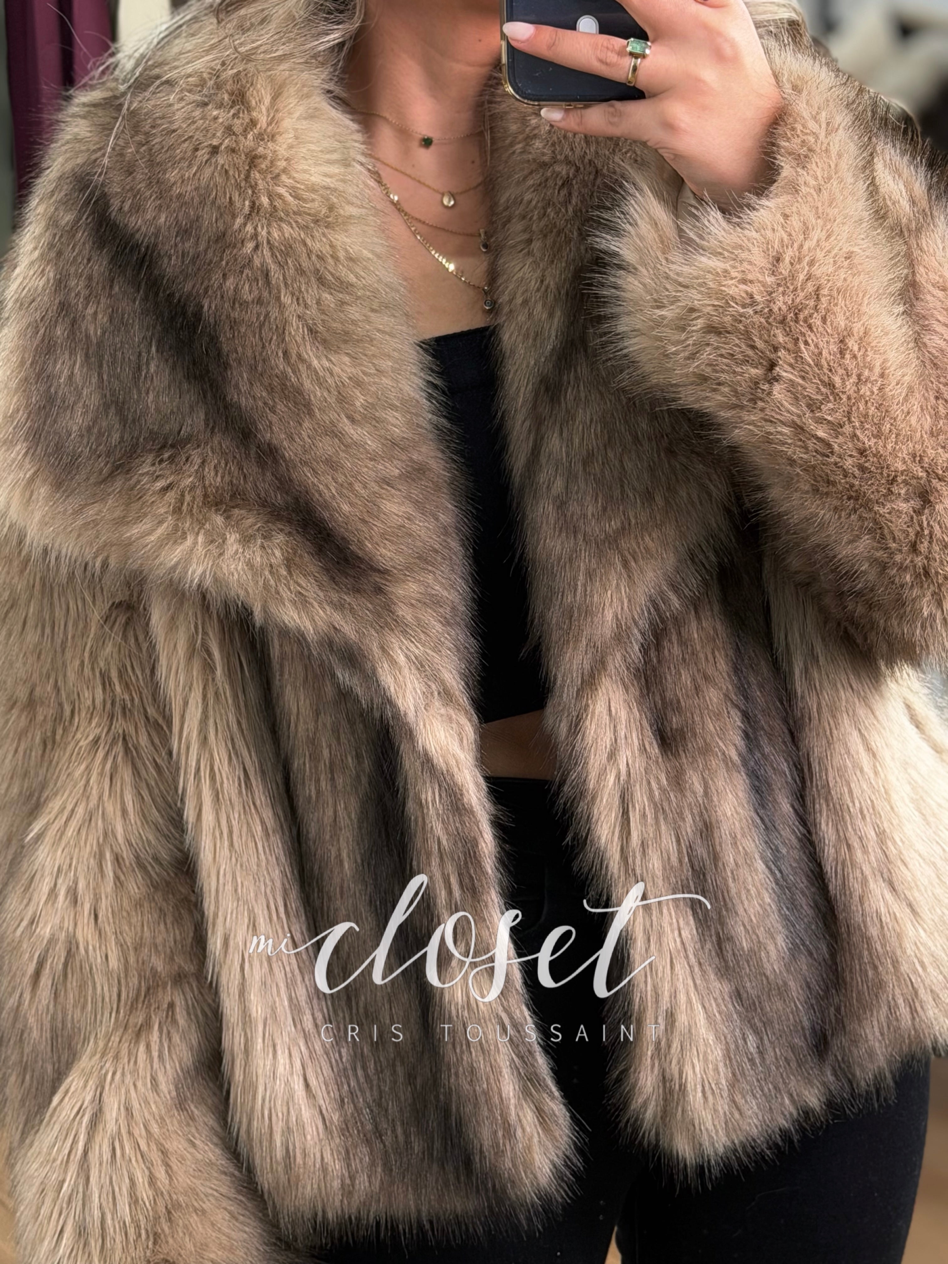 ABRIGO TIPO MINK (ARTIFICIAL) DE EXCELENTE CALIDAD