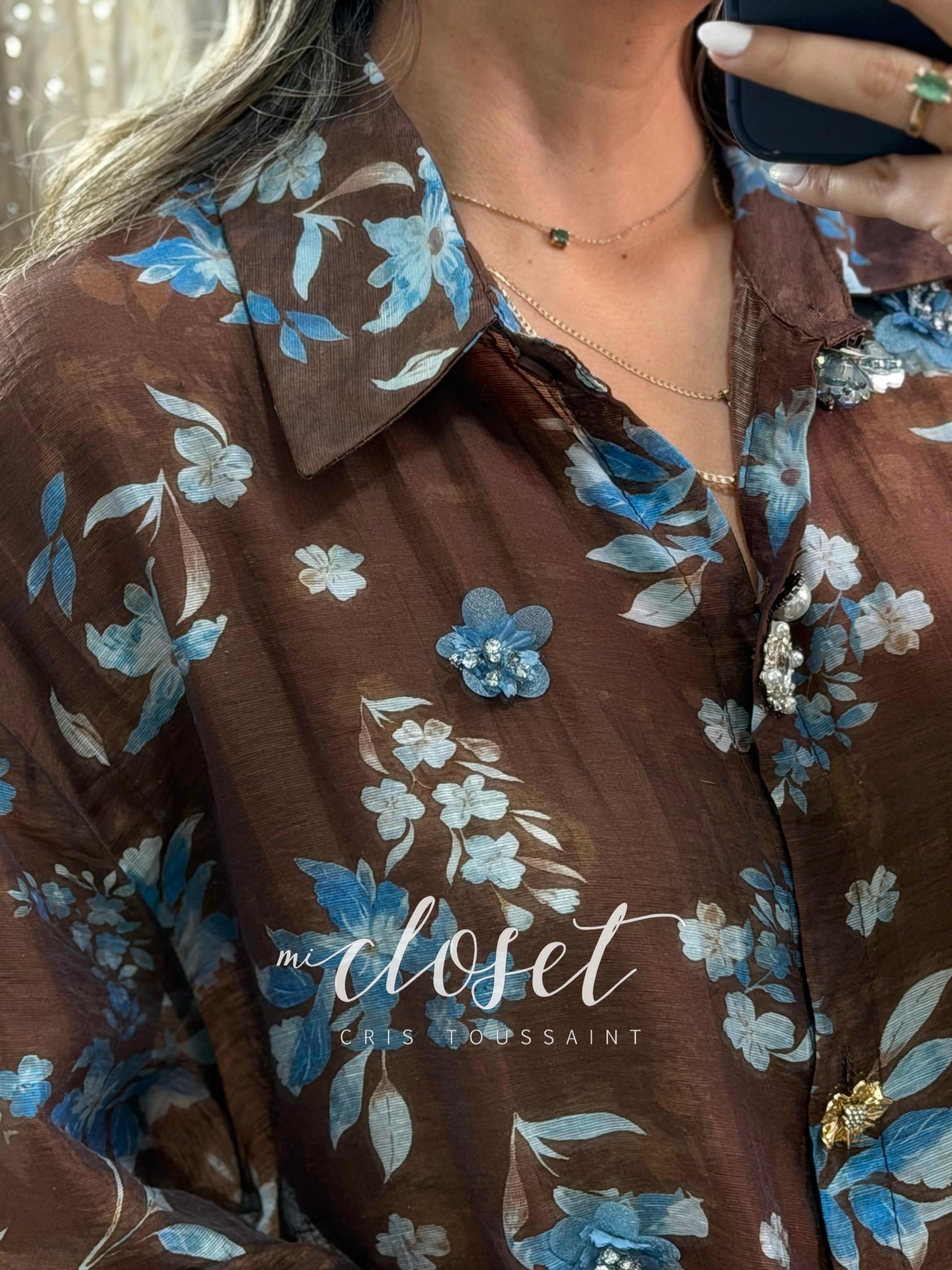 CAMISA LIGERA SEMI TRANSPARENTE OVERSIZED CON ESTAMPADO DE FLORES Y DETALLE EN BOTONES