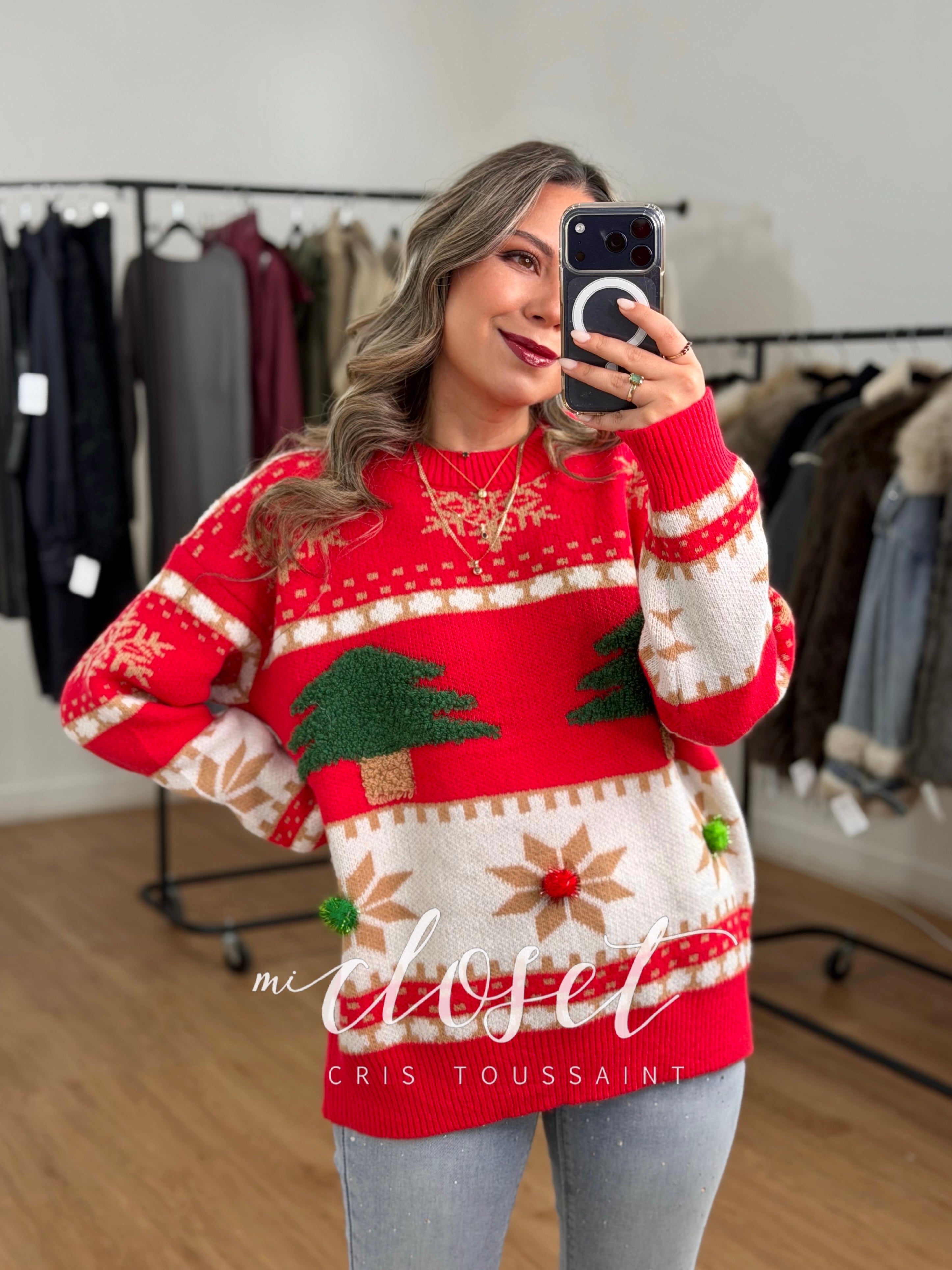 SWEATER NAVIDEÑO CON PUÑOS TEXTURIZADOS Y POMPONES
