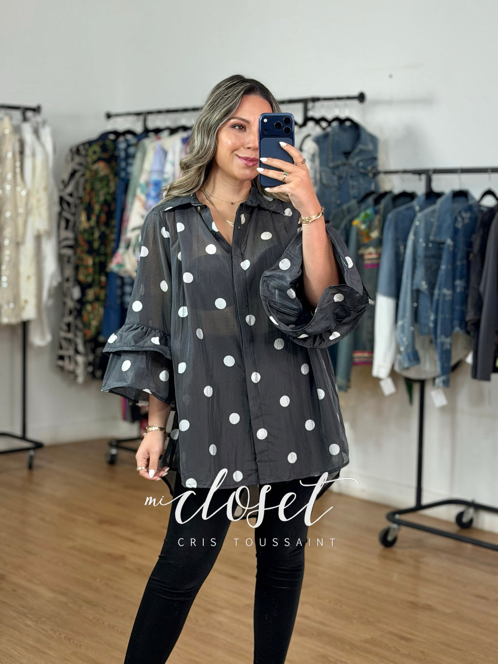 BLUSA LIGERA SEMI TRANSPARENTE CON MANGA EN CAPAS