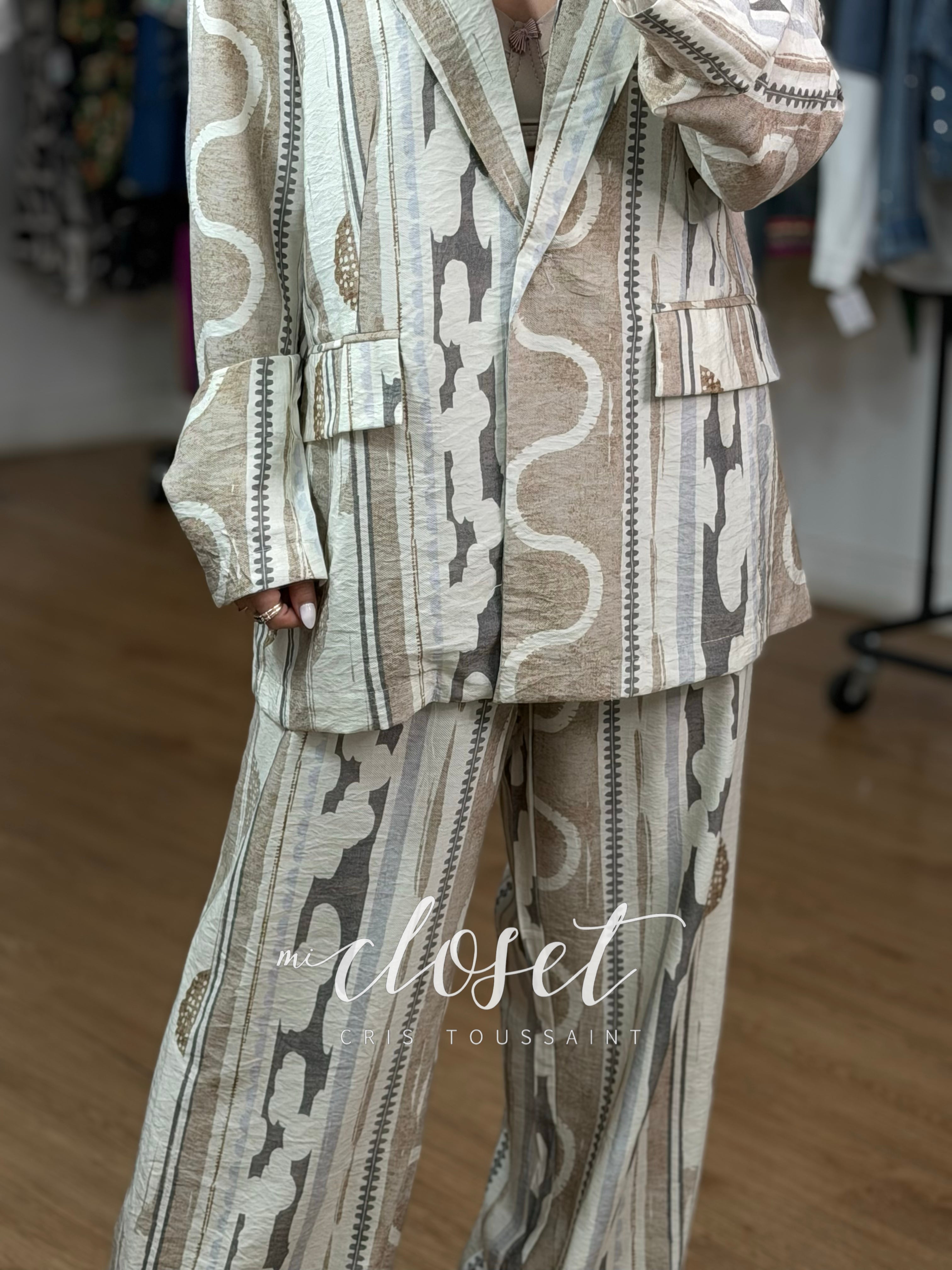 CONJUNTO LIGERO TIPO LINO PANTALÓN Y TIPO BLAZER
