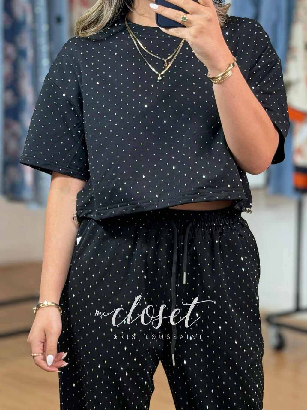 CONJUNTO LIGERO DE PANTS Y TEESHIRT CORTA AJUSTABLE DE LA CINTURA
