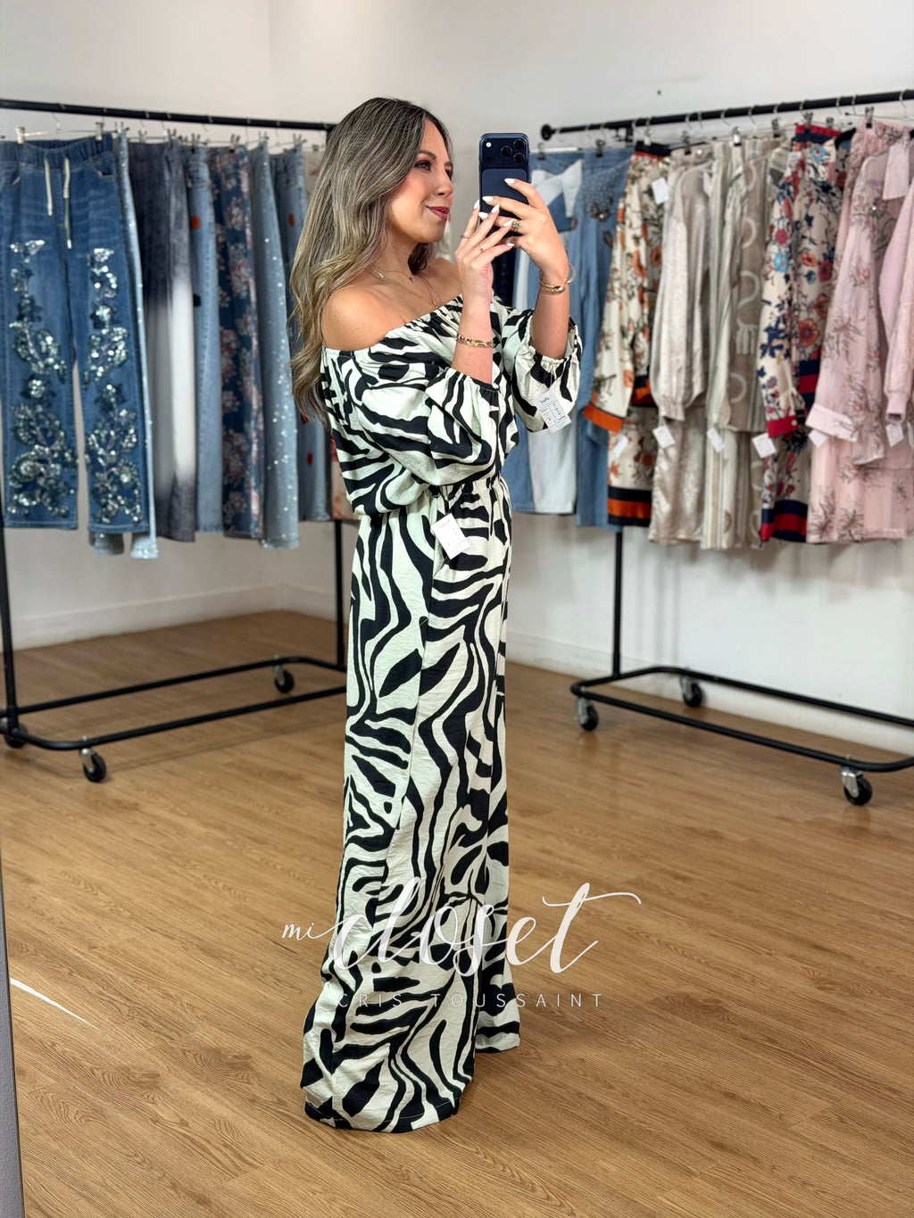 CONJUNTO LIGERO DE PANTALÓN PALAZZO Y BLUSA CORTA GLOBO