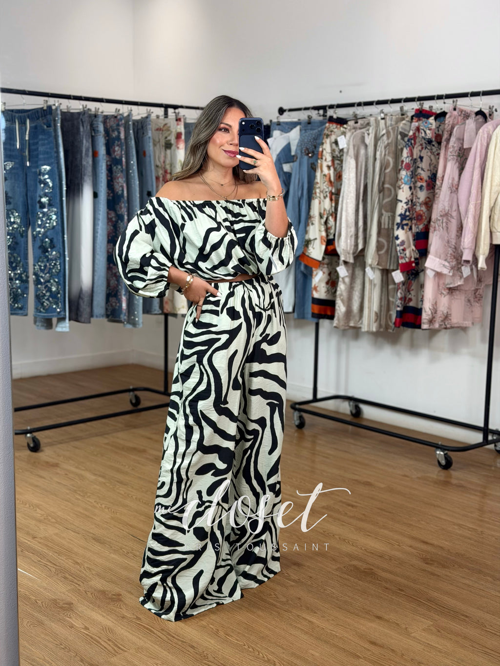 CONJUNTO LIGERO DE PANTALÓN PALAZZO Y BLUSA CORTA GLOBO