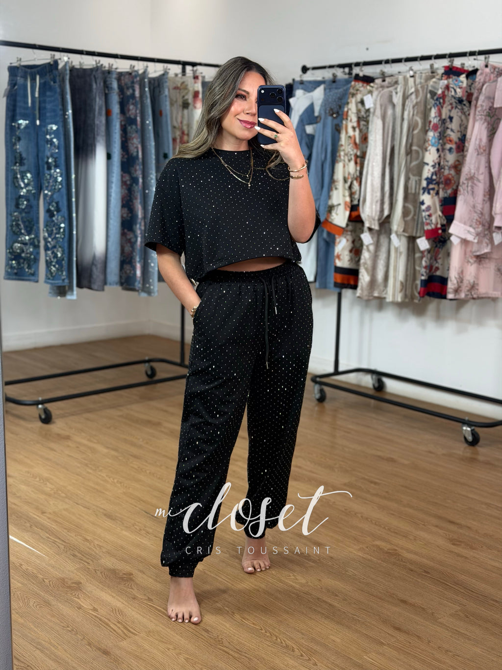 CONJUNTO LIGERO DE PANTS Y TEESHIRT CORTA AJUSTABLE DE LA CINTURA