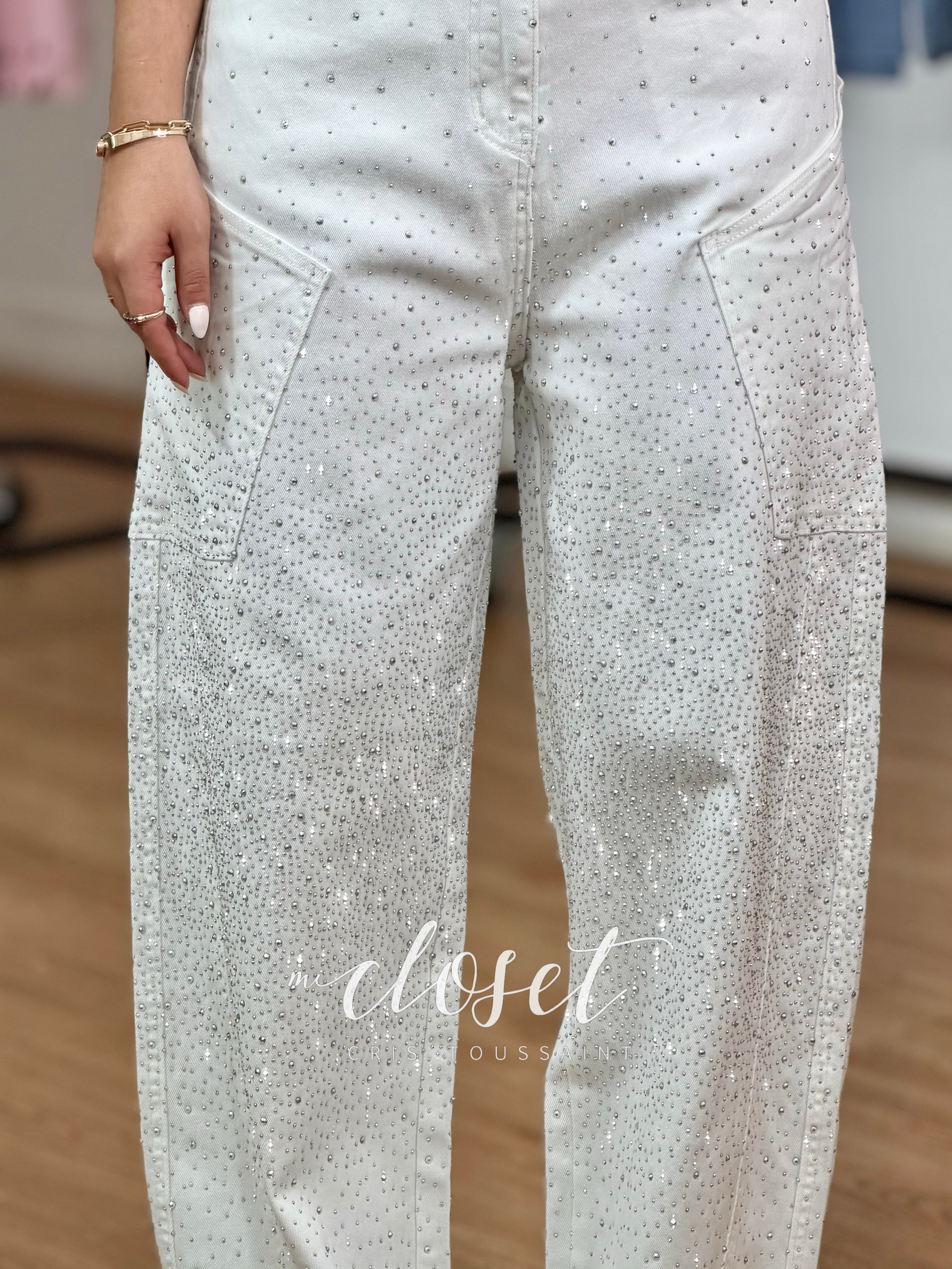 JEANS SÚPER STRETCH TIPO BARREL CON CHISPAS DE BRILLOS POR DELANTE Y DETRÁS