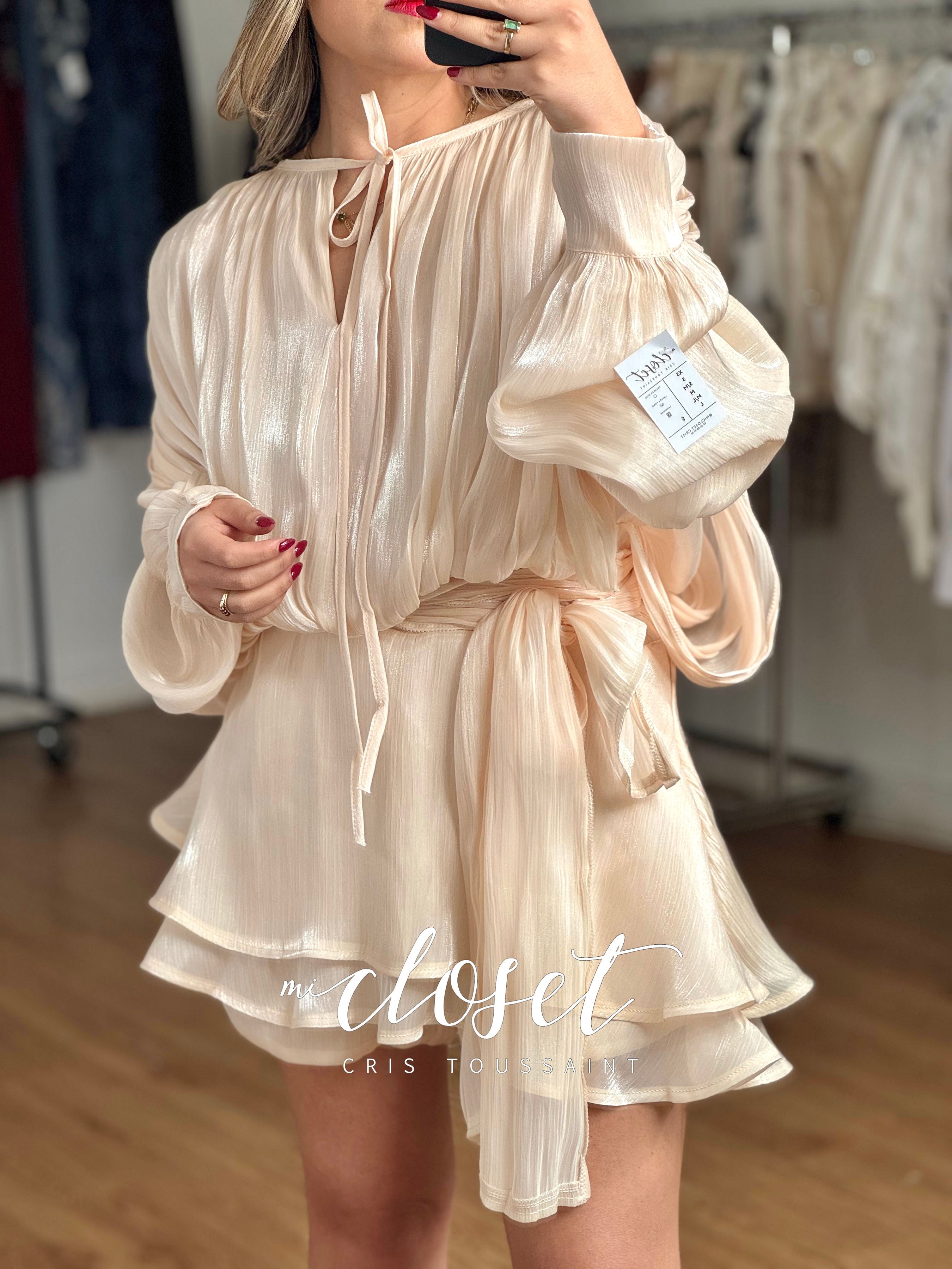 VESTIDO SATINADO CON SHORT