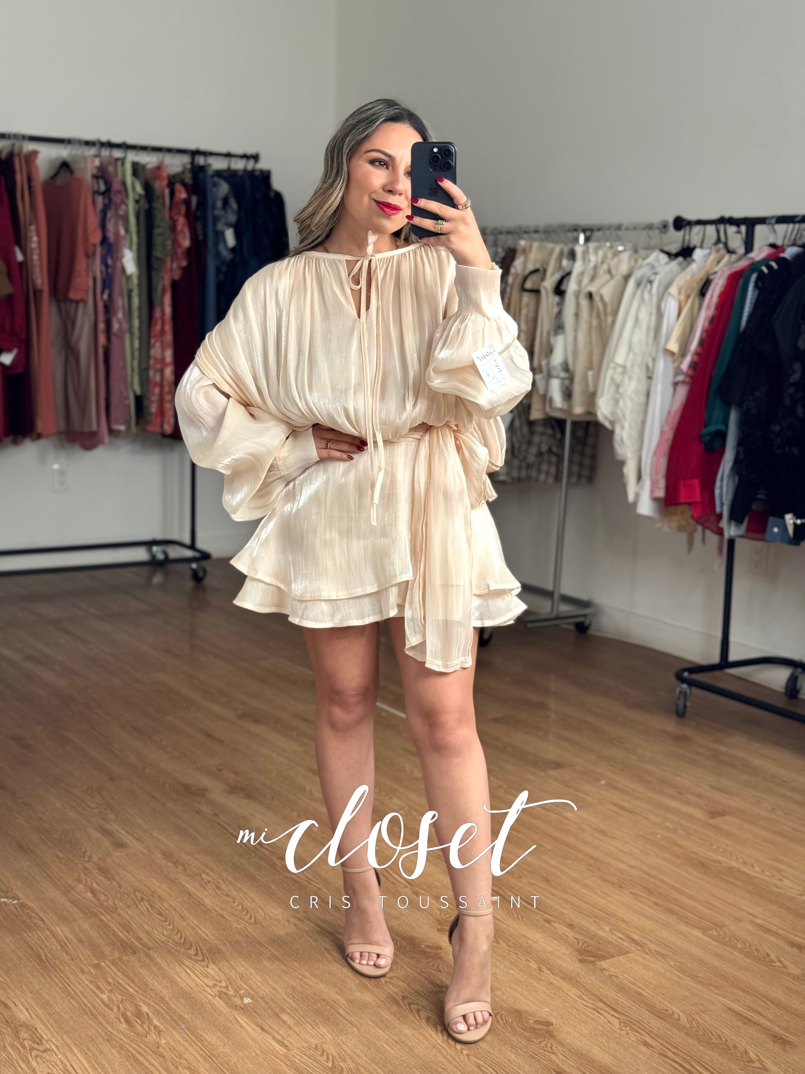 VESTIDO SATINADO CON SHORT