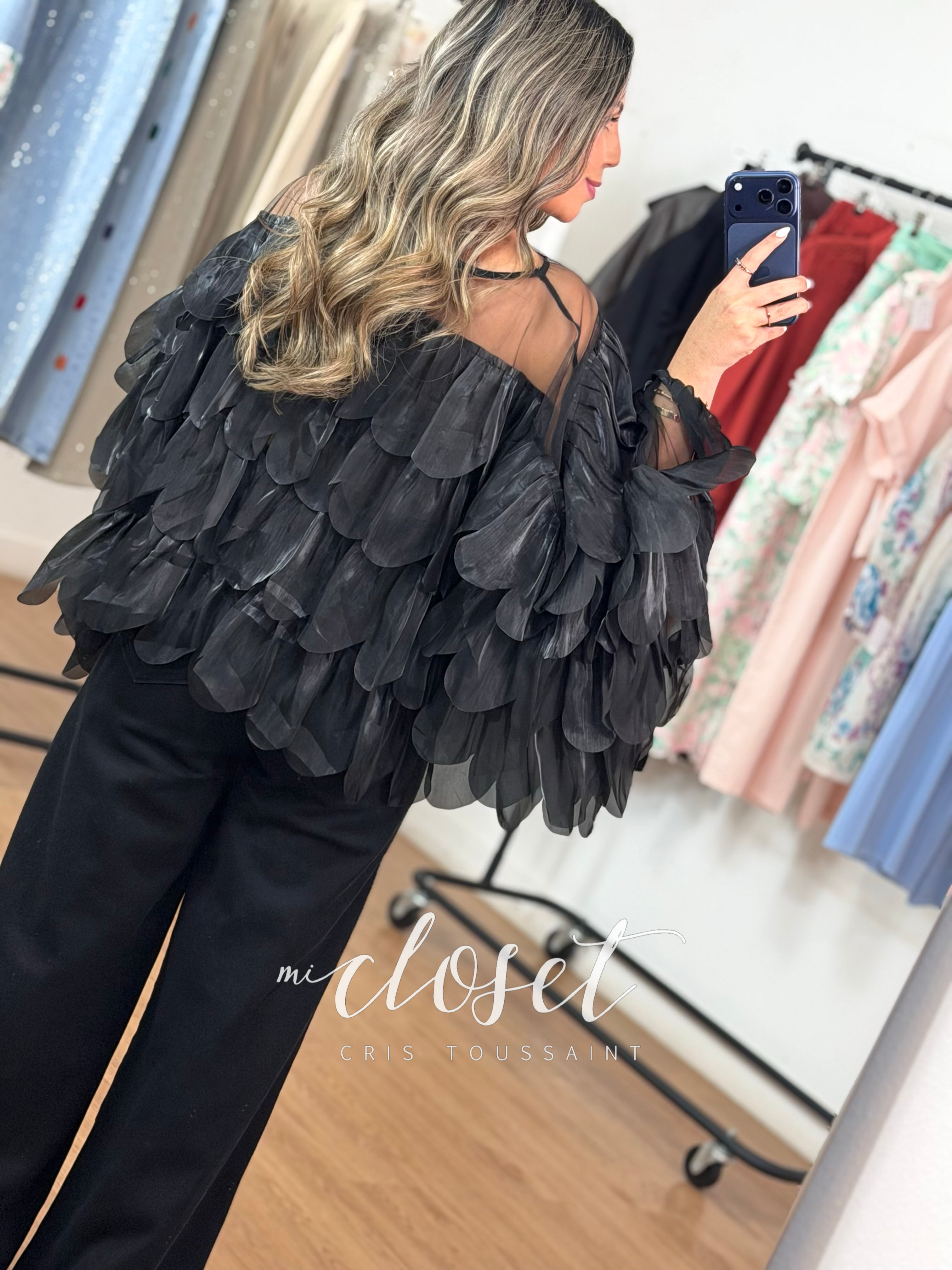 BLUSA DE TUL CON APLICACIONES SATINADAS Y MANGA TIPO MURCIÉLAGO