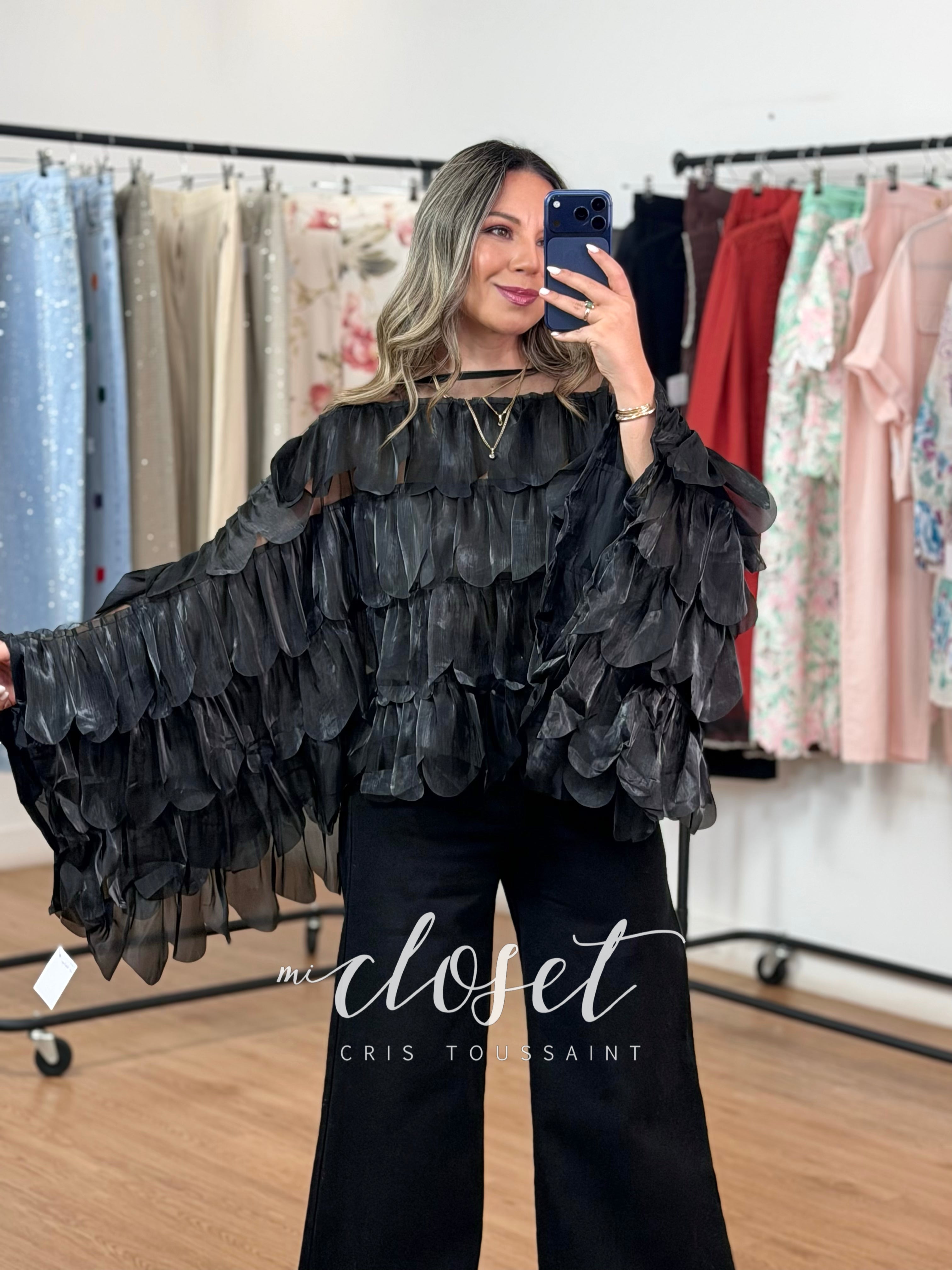 BLUSA DE TUL CON APLICACIONES SATINADAS Y MANGA TIPO MURCIÉLAGO