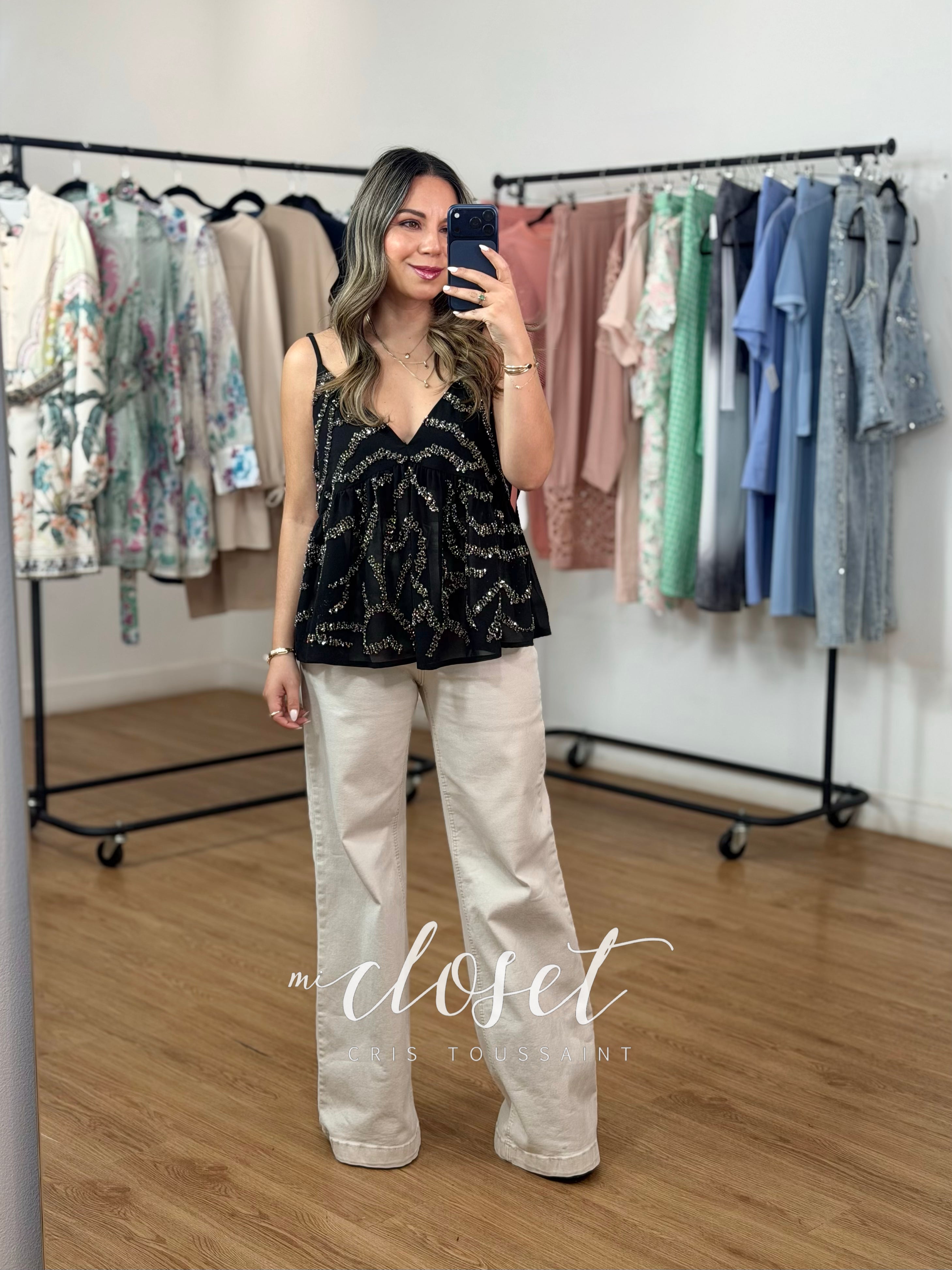 BLUSA DE TIRANTES SEMI TRANSPARENTE CON CHAQUIRA BORDADA