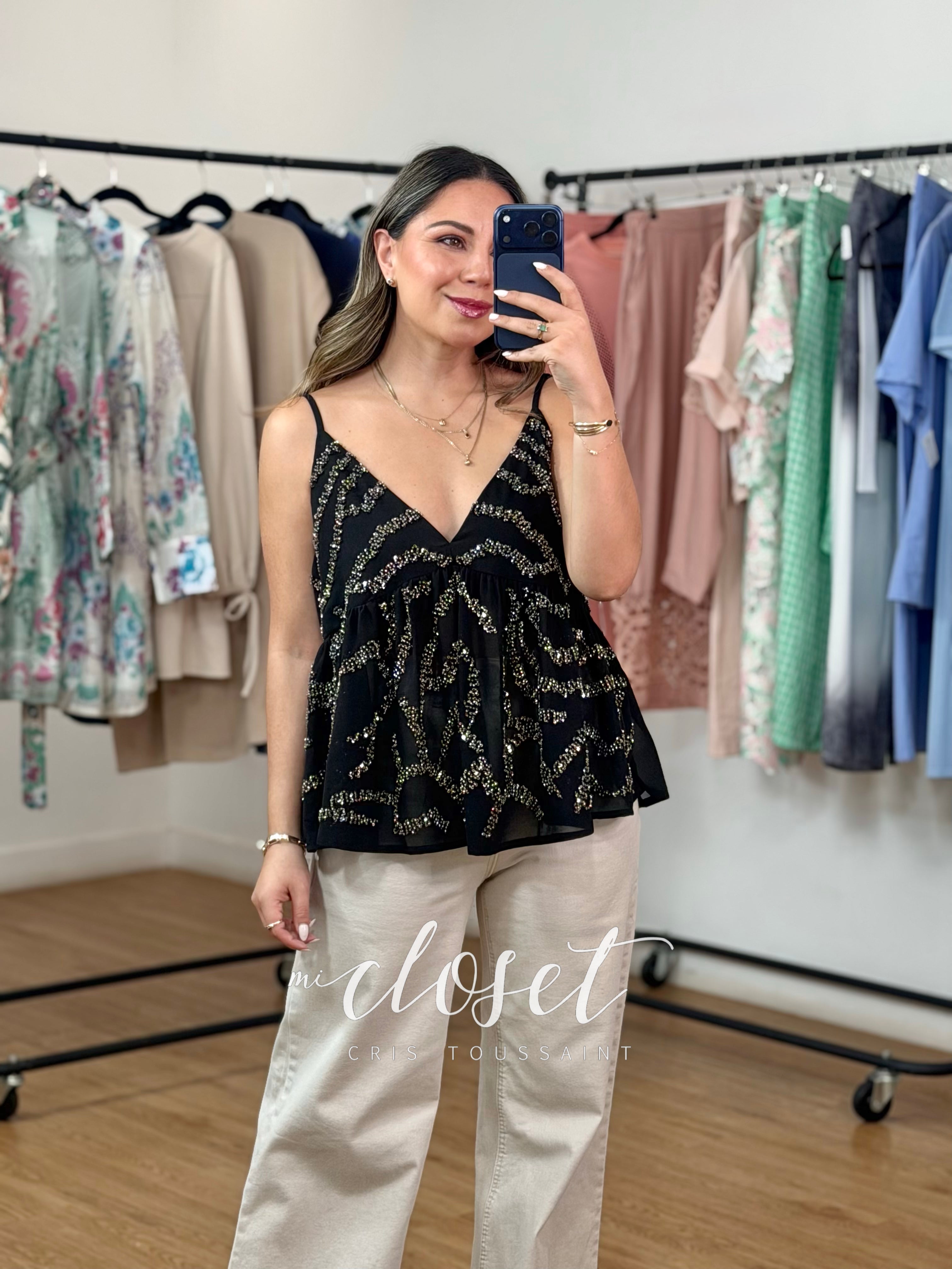 BLUSA DE TIRANTES SEMI TRANSPARENTE CON CHAQUIRA BORDADA