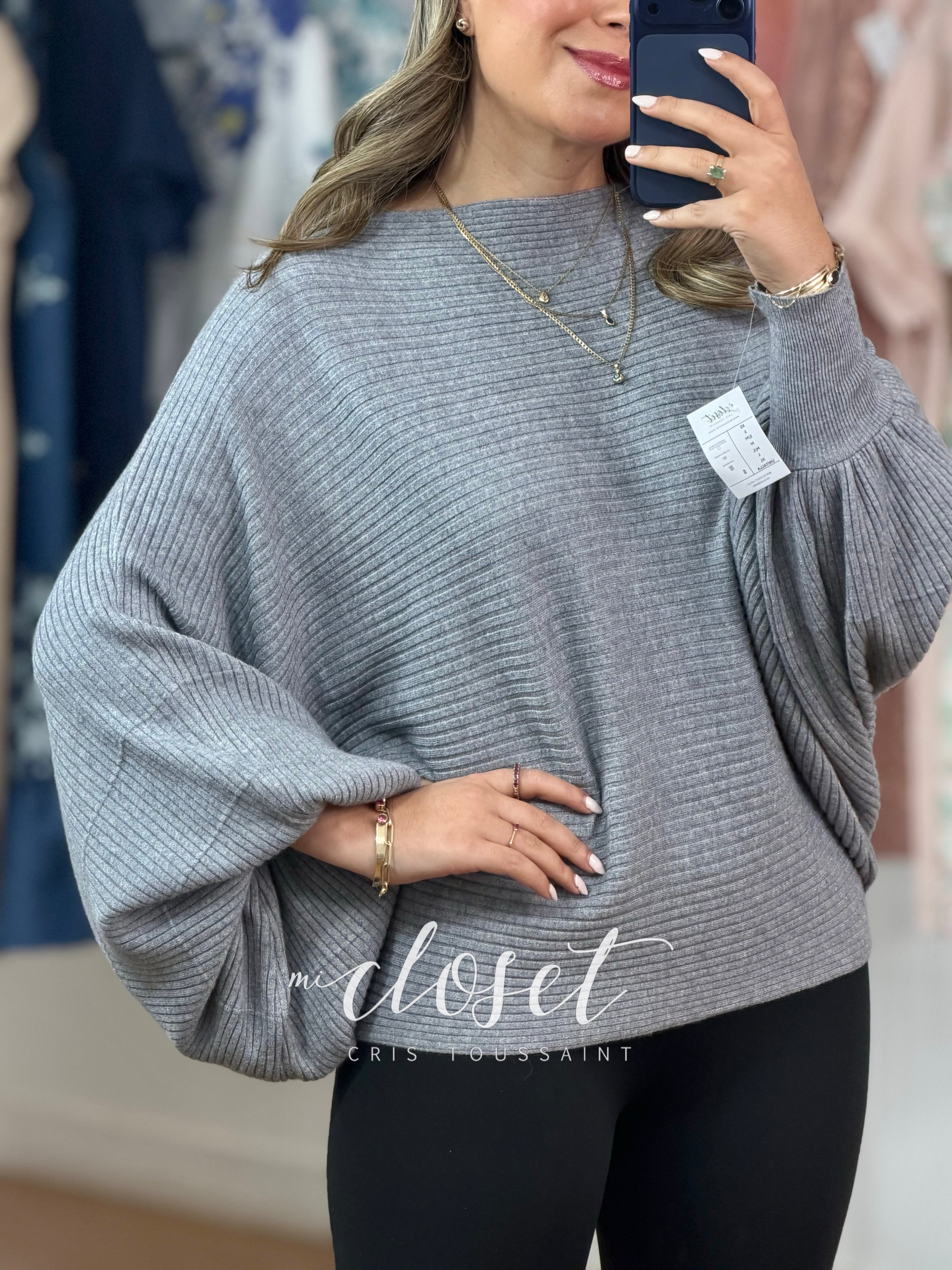 SWEATER MANGA MURCIÉLAGO CON TEXTURA DE LÍNEAS; SÚPER SUAVE
