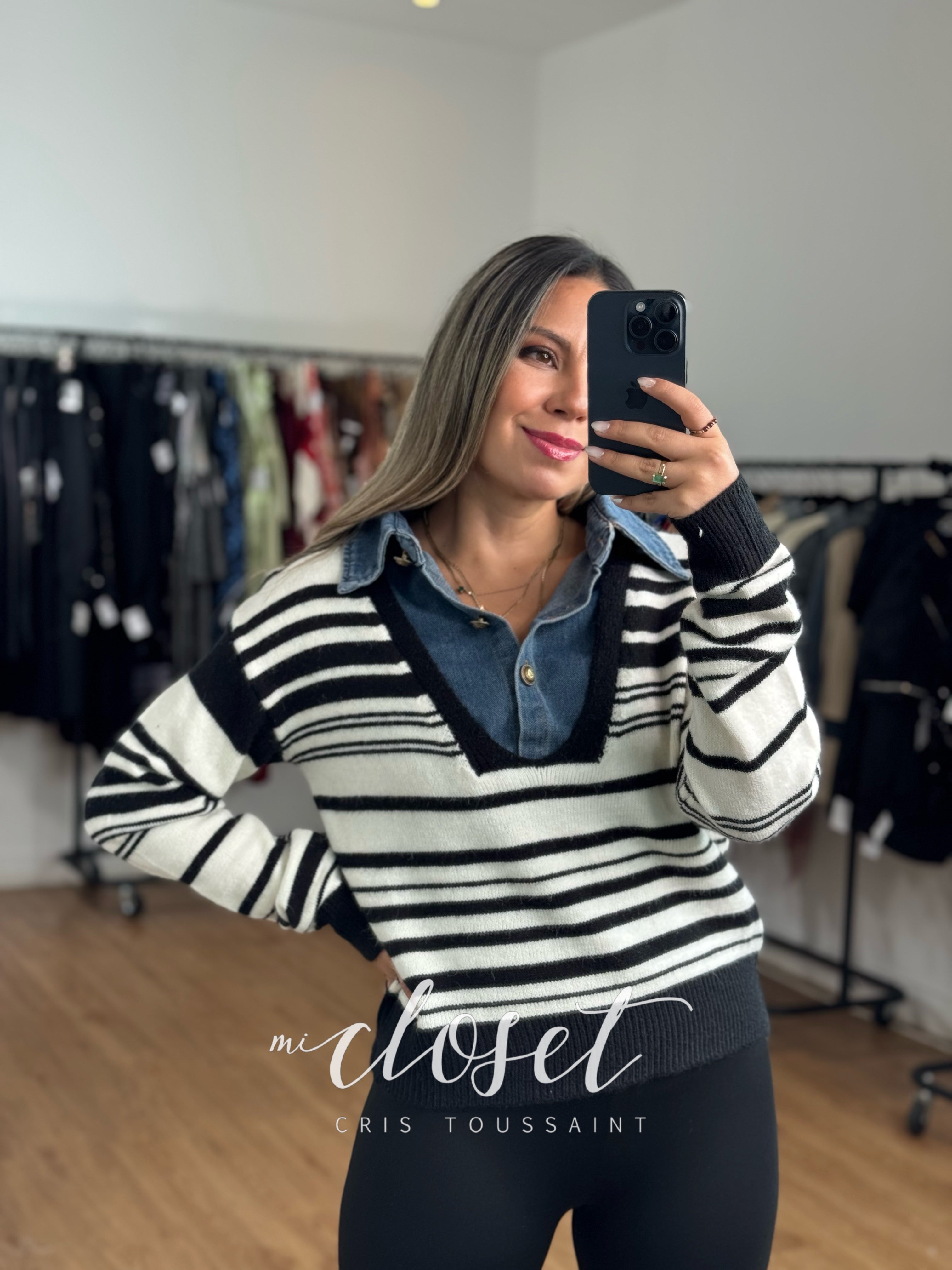 SWEATER CON CUELLO DE MEZCLILLA
