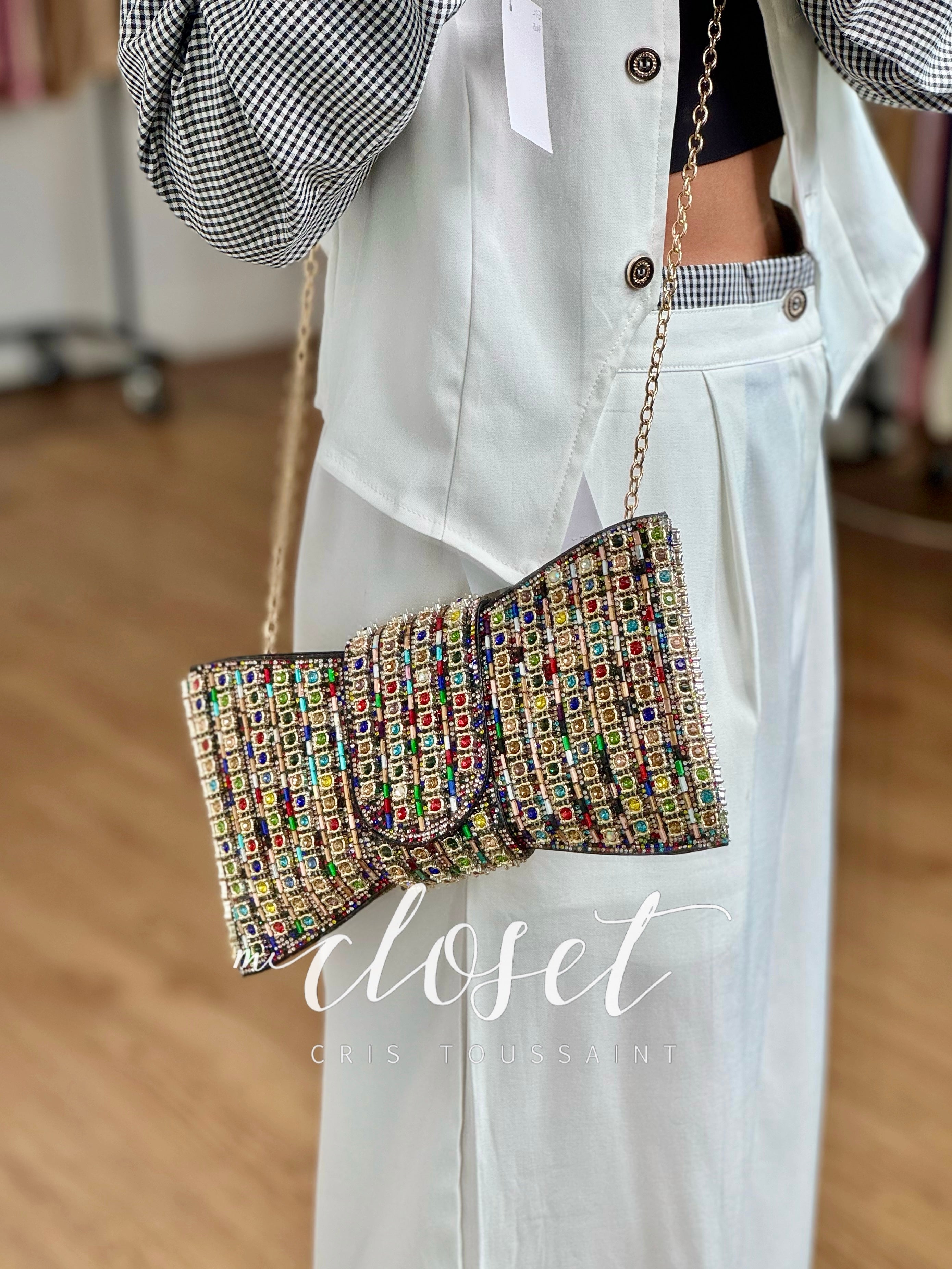 CLUTCH CON STRAP DE CADENA, CON PEDRERÍA DE COLORES Y BRILLOS