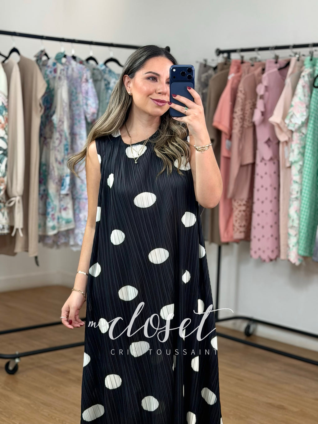 VESTIDO AMPLIO Y LIGERO CON TEXTURA PLISADA