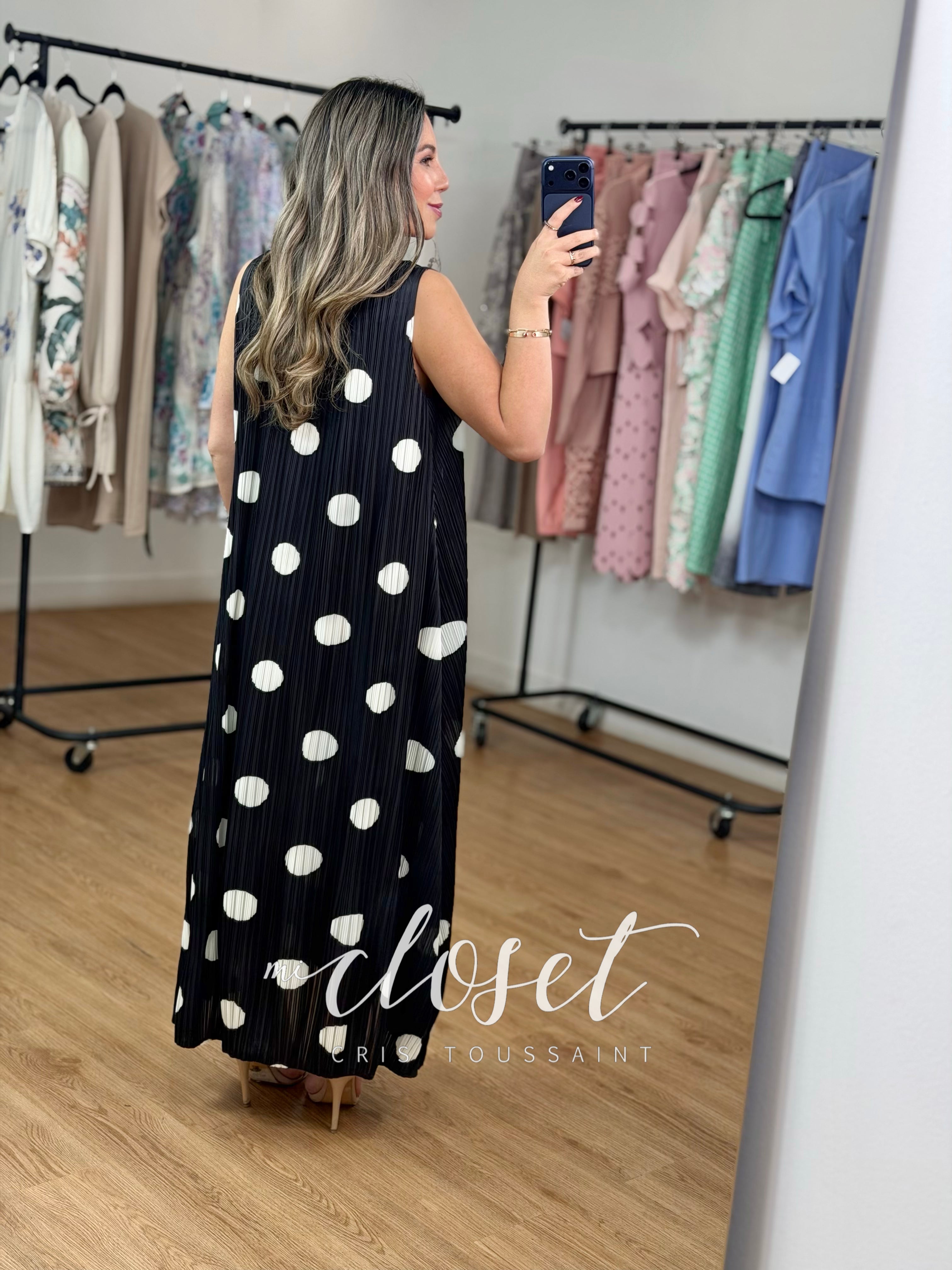 VESTIDO AMPLIO Y LIGERO CON TEXTURA PLISADA