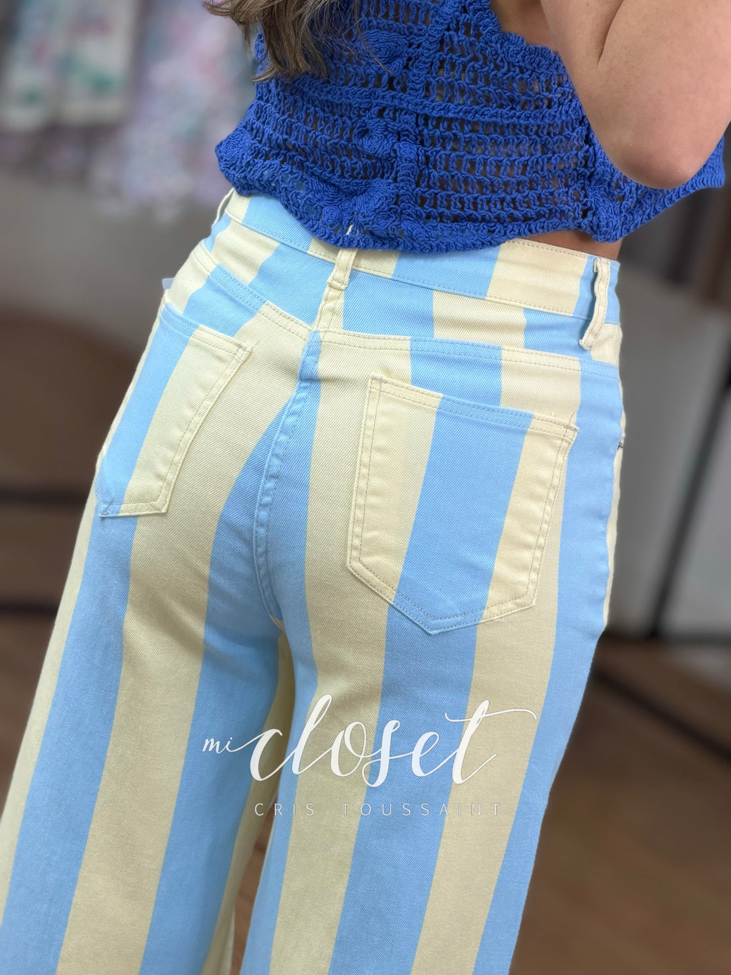 JEANS STRETCH BICOLOR CORTE WIDE LEG CON ESTAMPADO DE RAYAS
