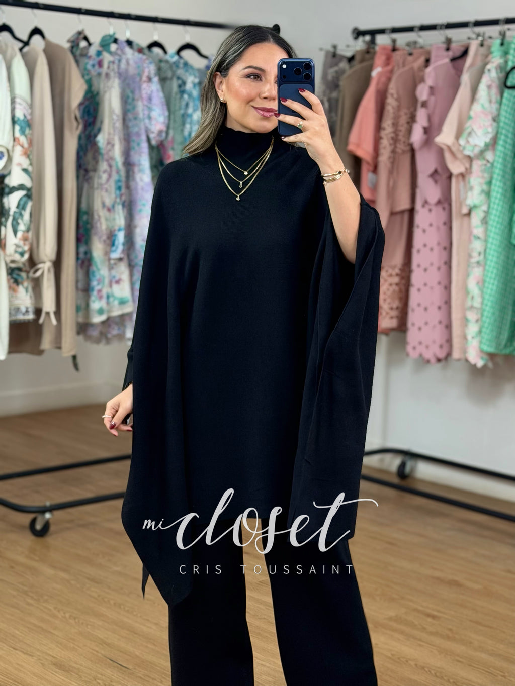 CONJUNTO DE PANTS Y SWEATER TIPO CAPA SÚPER AMPLIO, MANGA MURCIÉLAGO