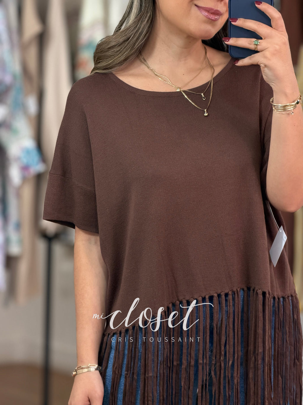 TEESHIRT DE PUNTO CON FLECOS EN PARTE DE ABAJO