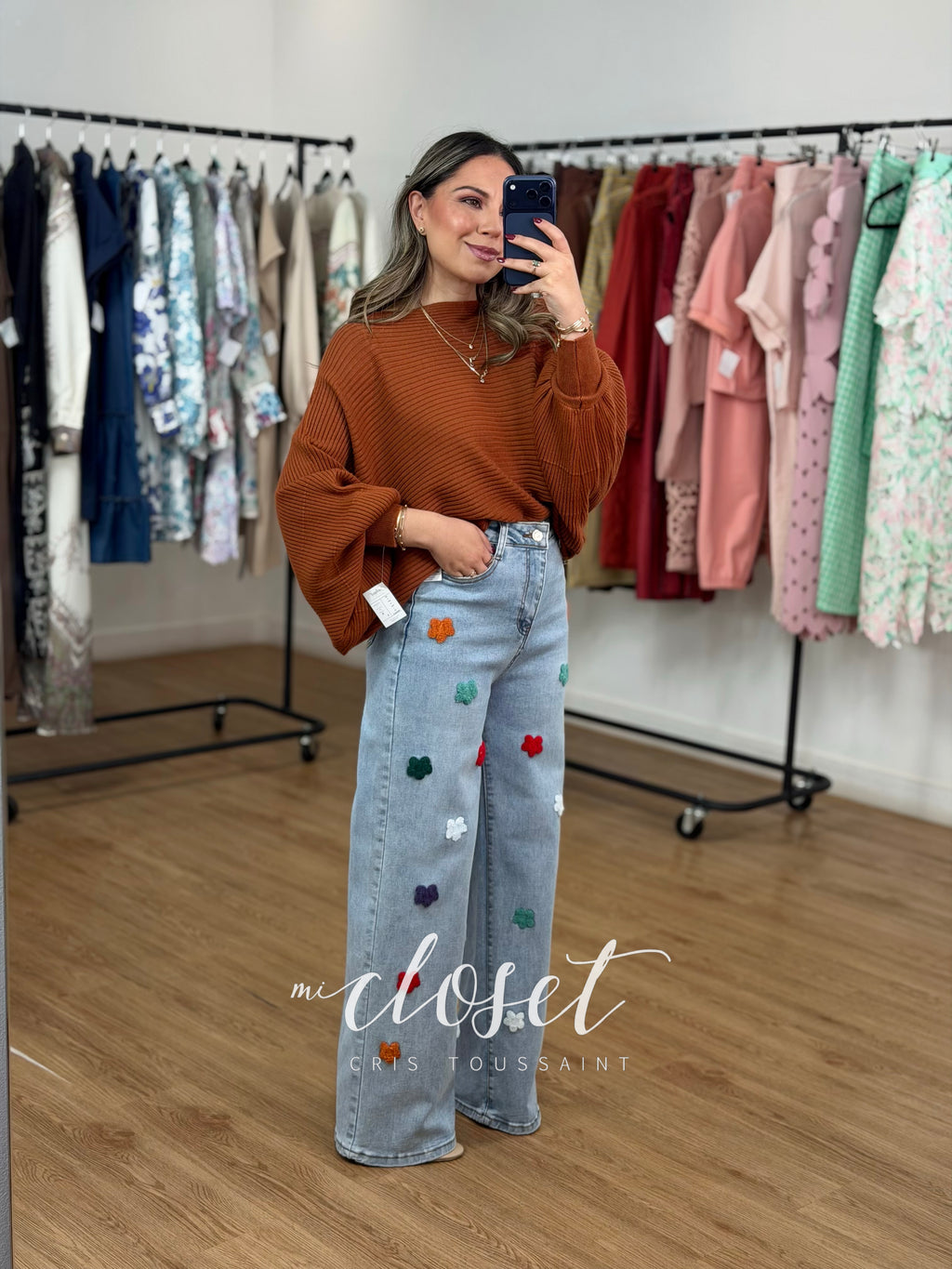 SWEATER MANGA MURCIÉLAGO CON TEXTURA DE LÍNEAS; SÚPER SUAVE
