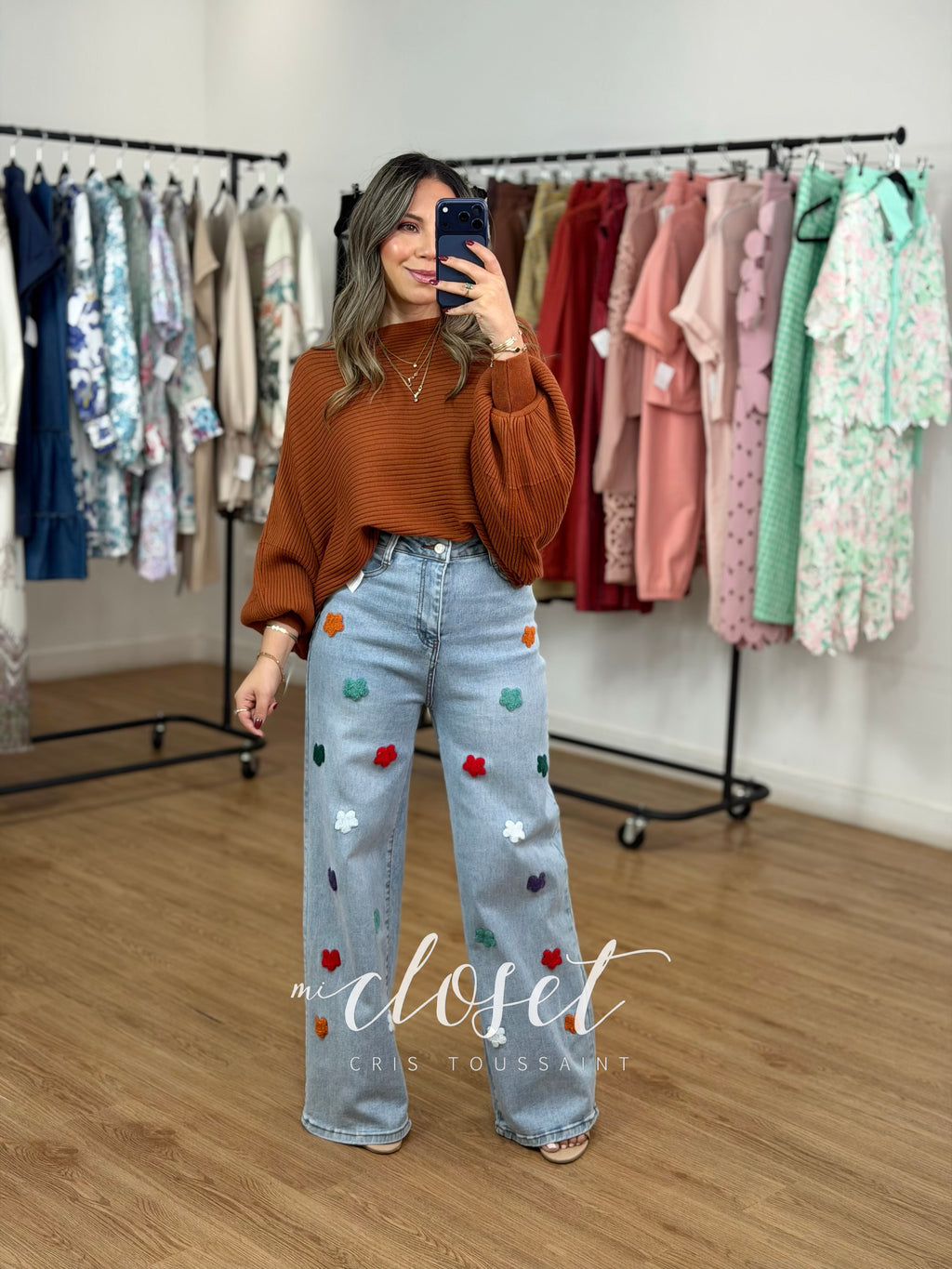 SWEATER MANGA MURCIÉLAGO CON TEXTURA DE LÍNEAS; SÚPER SUAVE