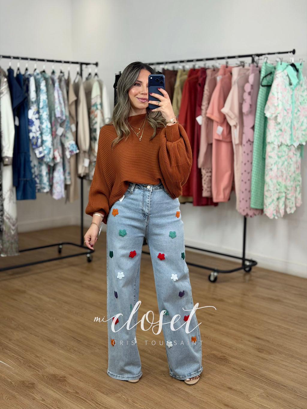 SWEATER MANGA MURCIÉLAGO CON TEXTURA DE LÍNEAS; SÚPER SUAVE