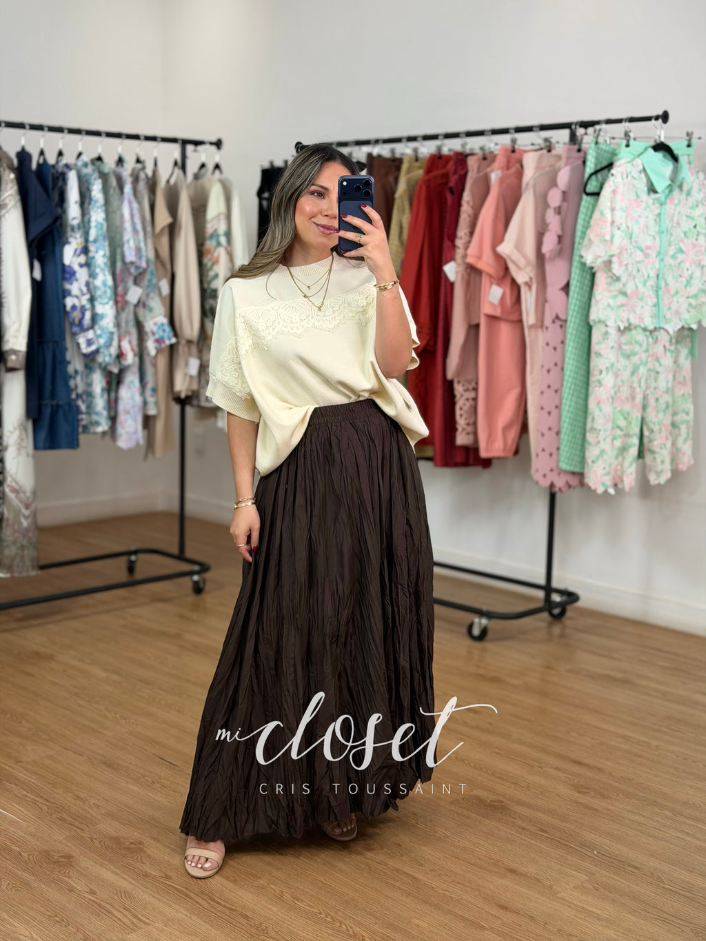 TEESHIRT OVERSIZED DOBLE TEXTURA, CON APLICACIONES DE ENCAJE EN TIPO PIEL