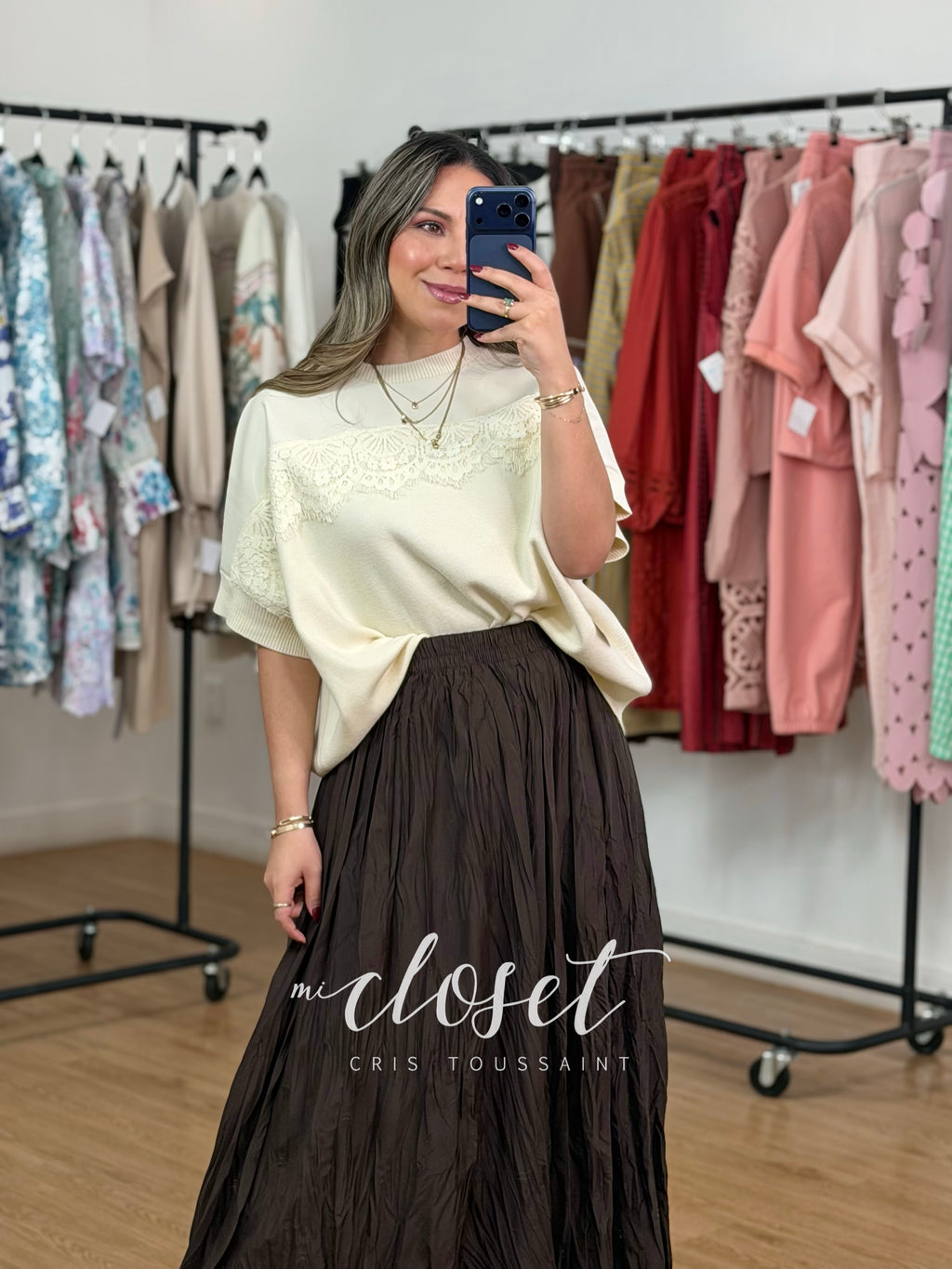 TEESHIRT OVERSIZED DOBLE TEXTURA, CON APLICACIONES DE ENCAJE EN TIPO PIEL
