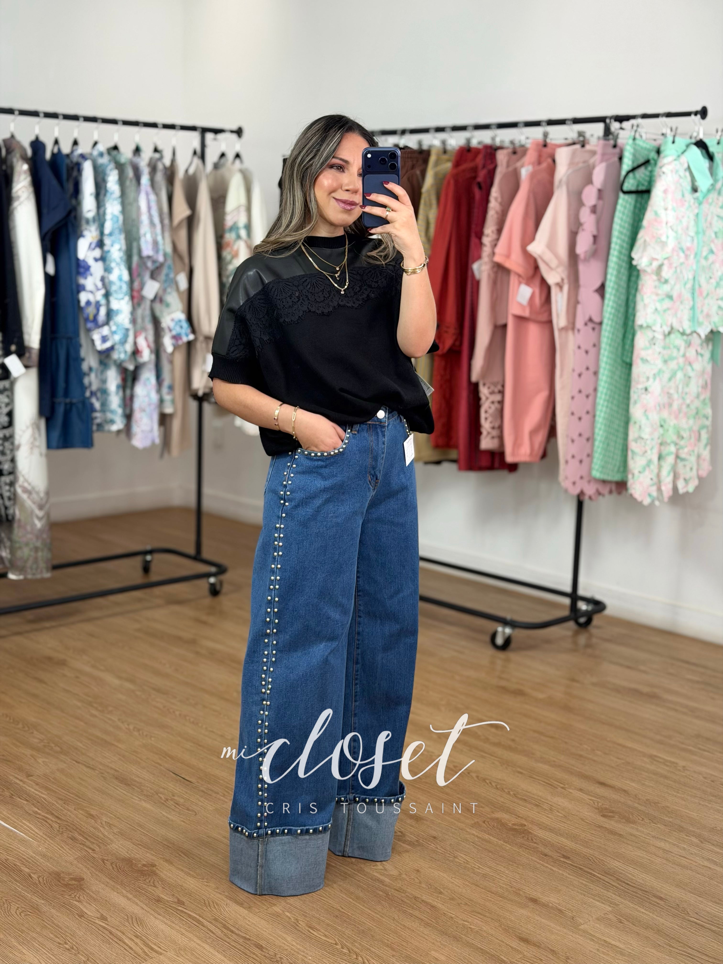 JEANS SÚPER STRETCH CORTE WIDE LEG CON ESTOPEROLES EN COSTADOS, BOLSAS Y DOBLADILLO