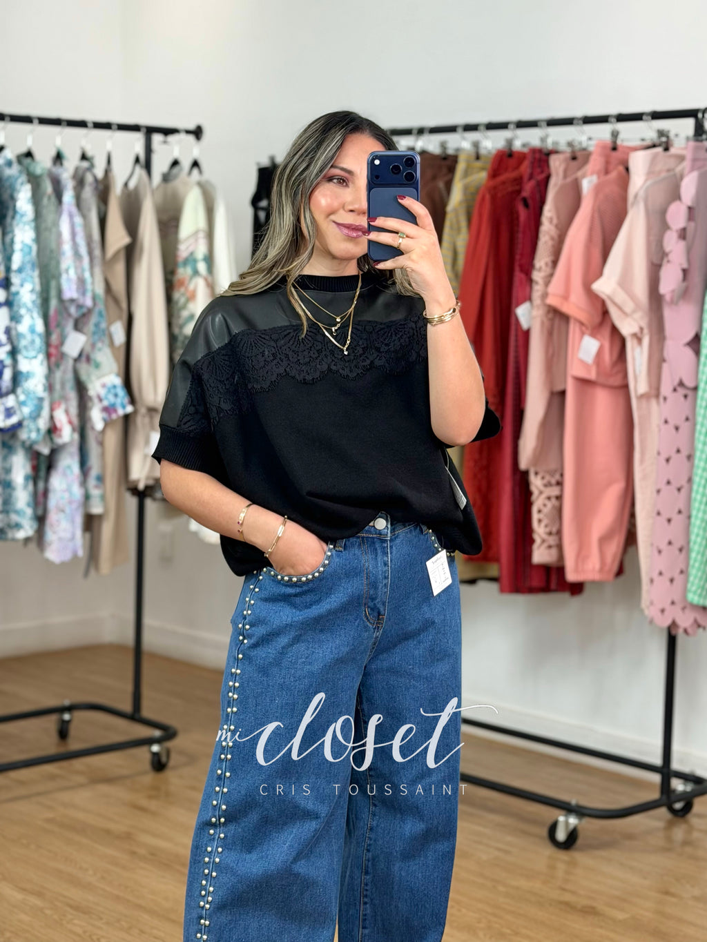 TEESHIRT OVERSIZED DOBLE TEXTURA, CON APLICACIONES DE ENCAJE EN TIPO PIEL