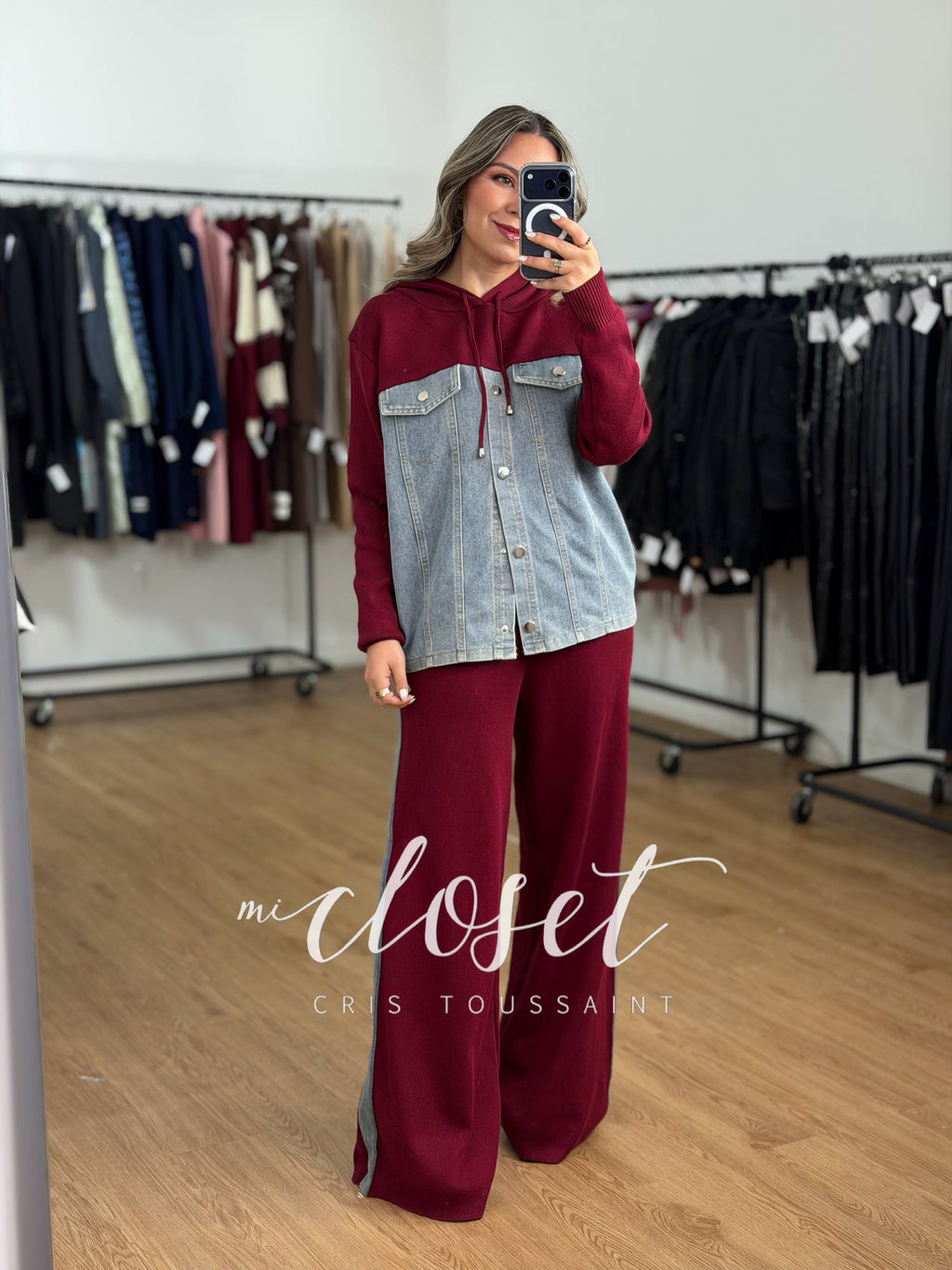 CONJUNTO DE PANTS Y HOODIE CON GORRO DOBLE TEXTURA