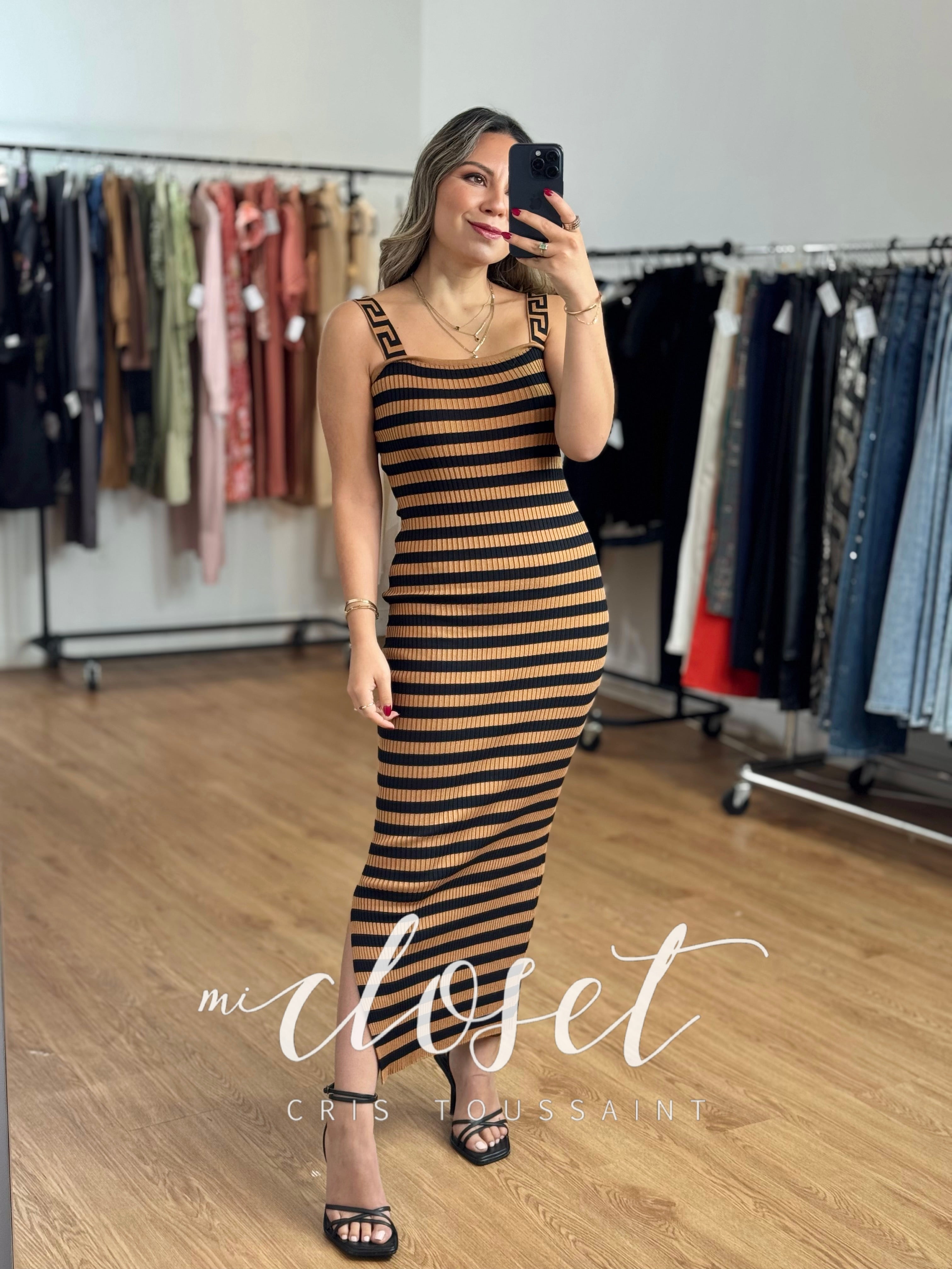 CONJUNTO DE VESTIDO CON SWEATER