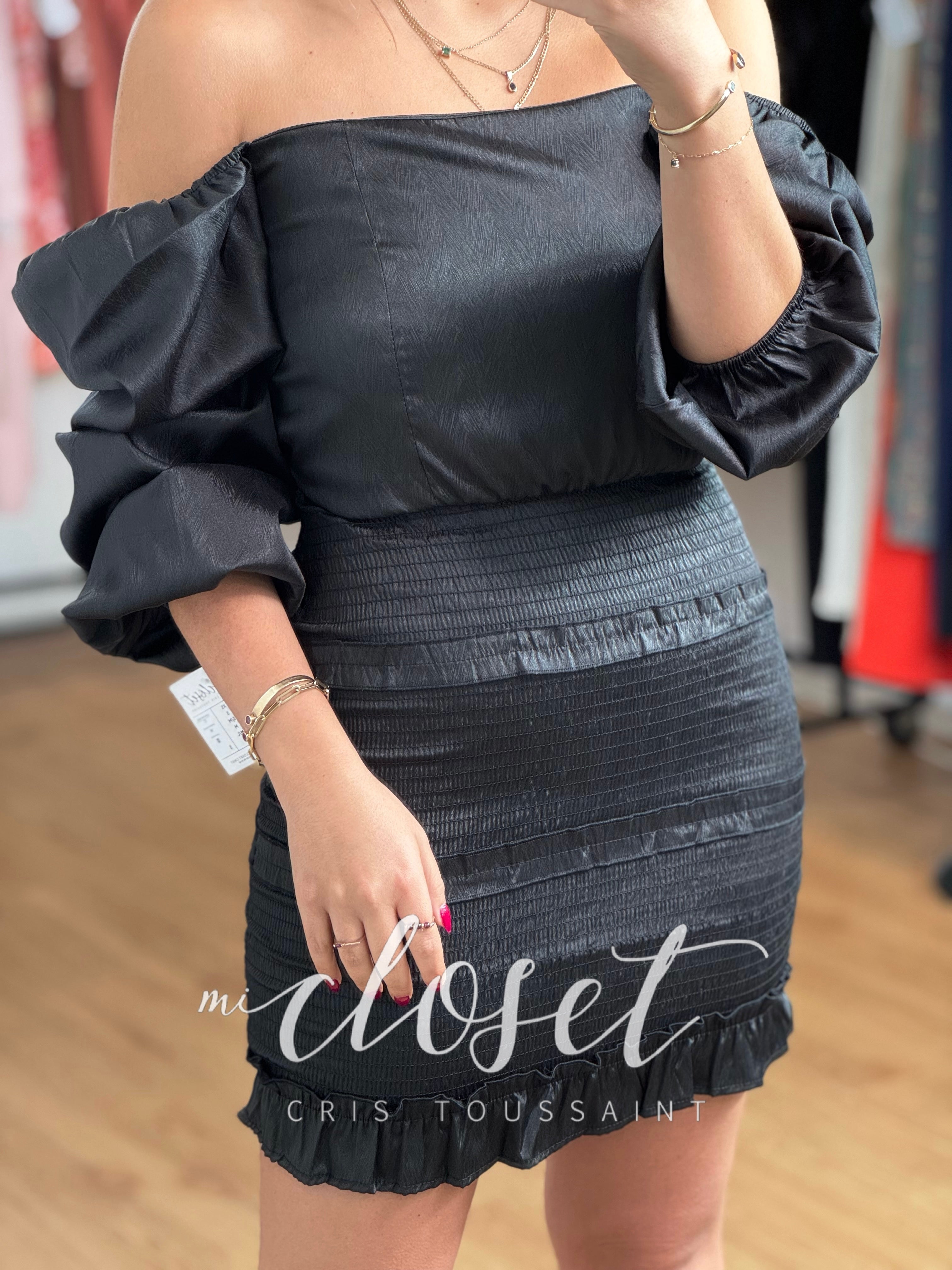 VESTIDO SATINADO CON TEXTURA